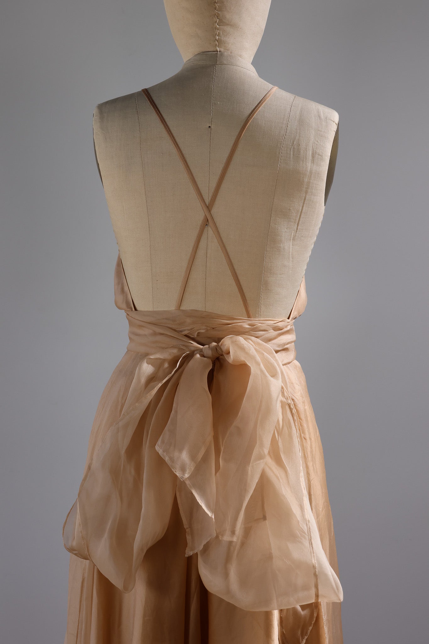 Les Habitudes Lined Parson Dress - Gold