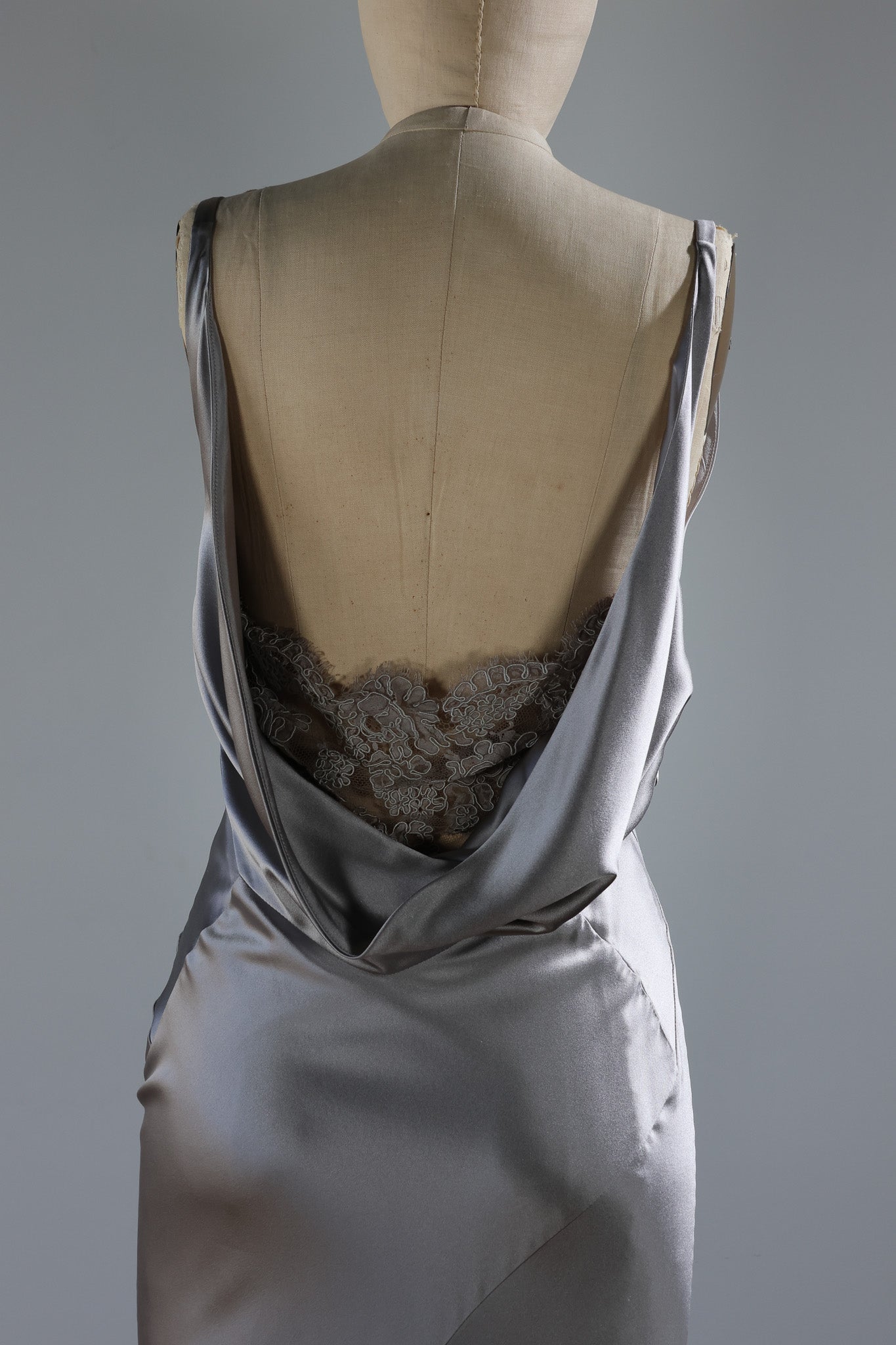 Les Habitudes Liquid Lace Back Dress Silver Grey