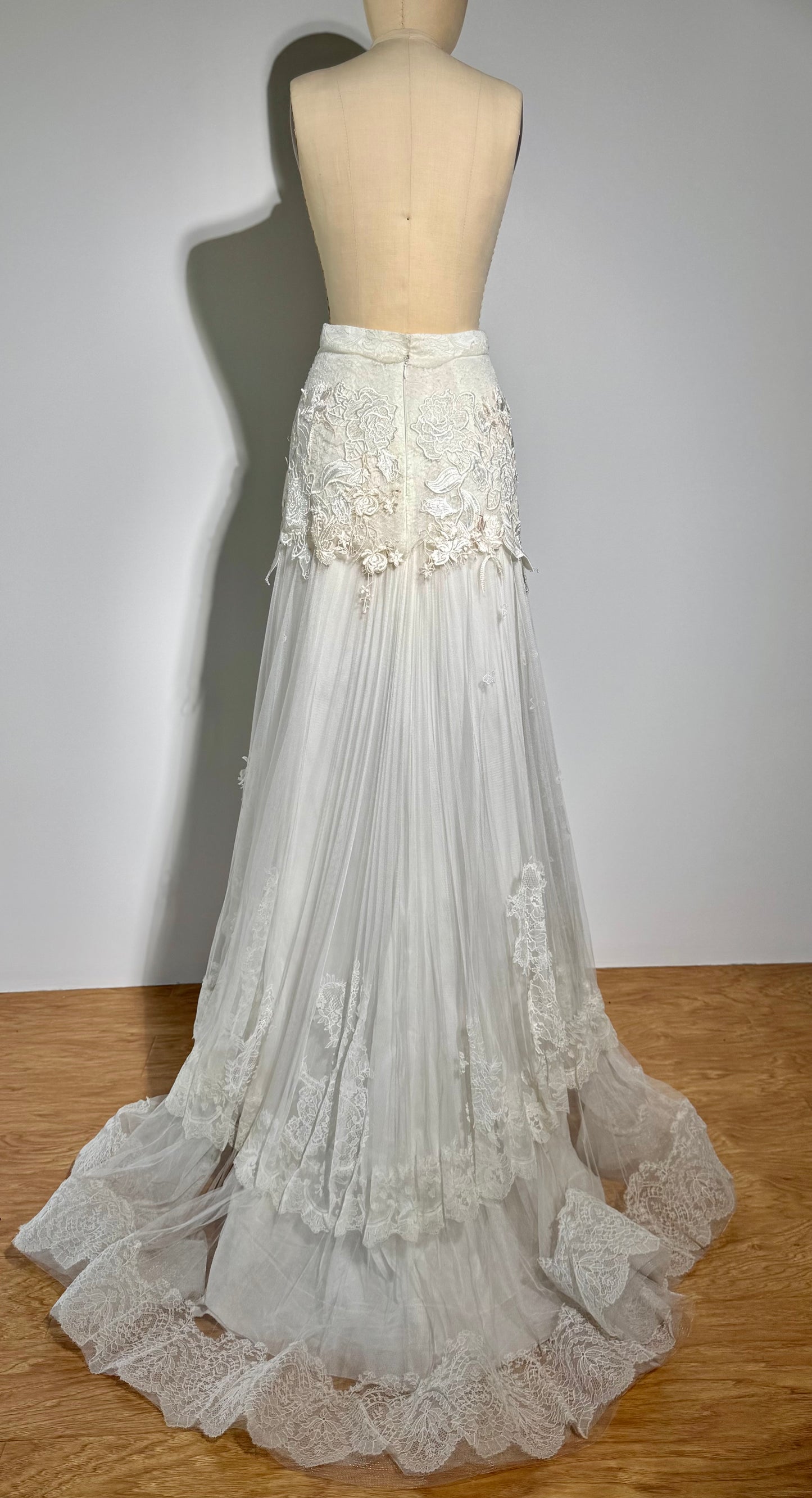 Yolan Kris Long Lace Tulle Skirt - Marfil