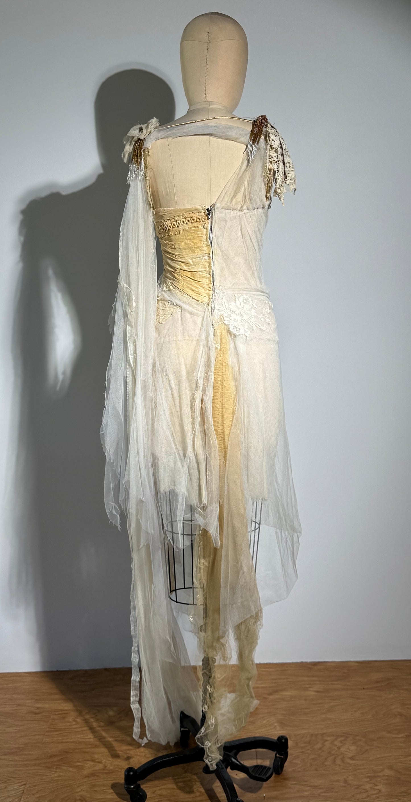 Trash Couture Golden Atnena Top - Ivory
