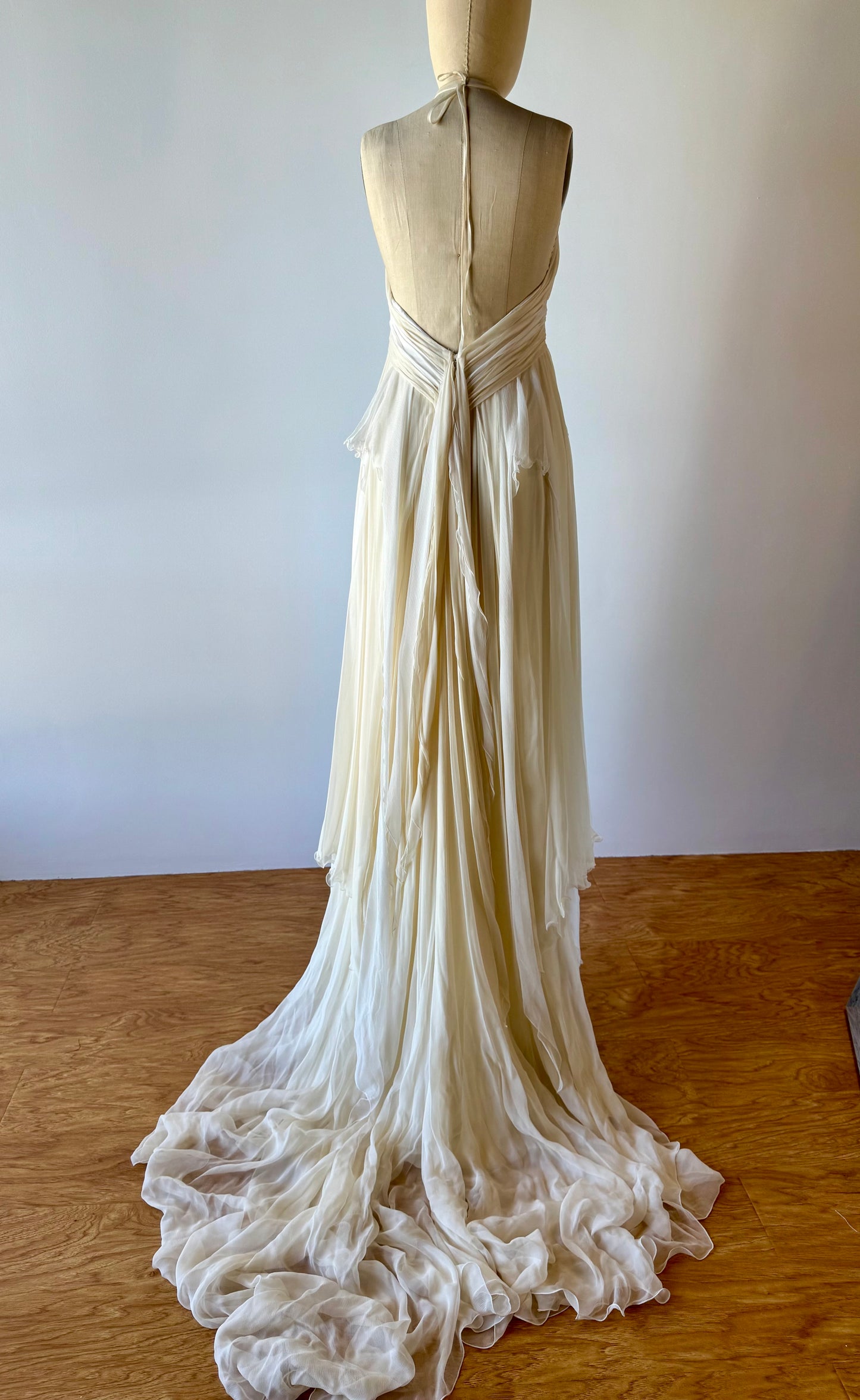 Yolan Kris Narina Total Length - Ivory
