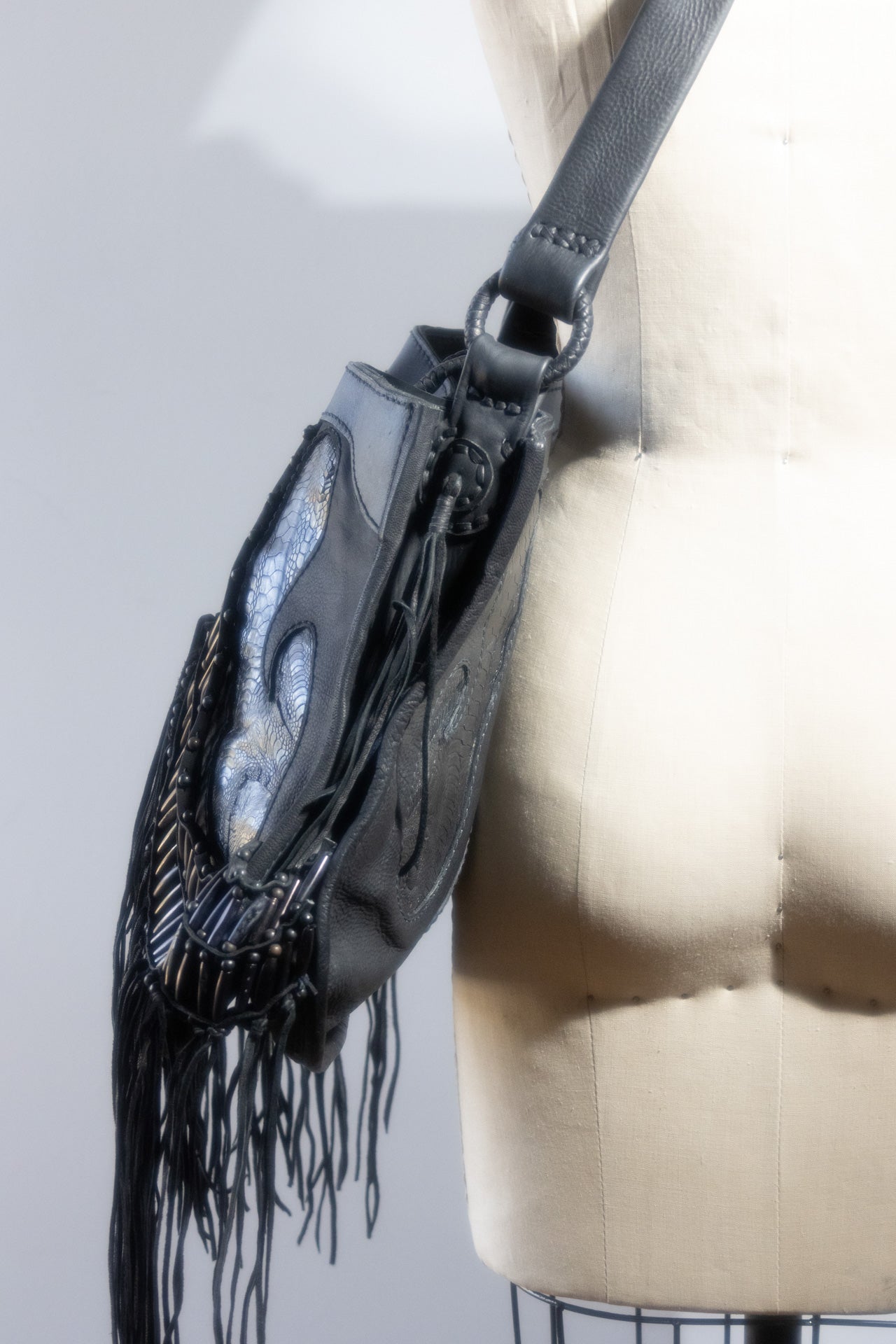 Share Spirit Genuine Leather Bag With Tassels