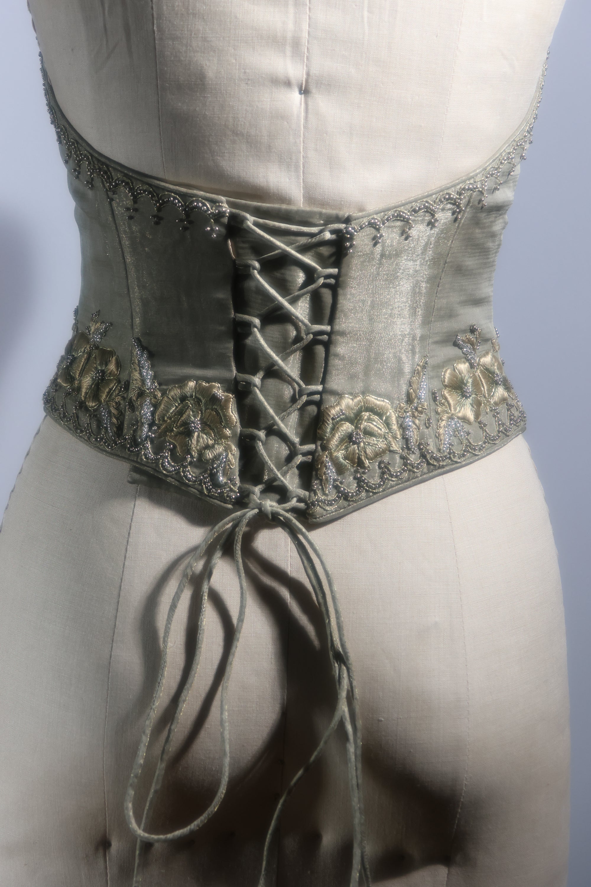 LES HABITUDES Corset TP82 — Ivory / Gold