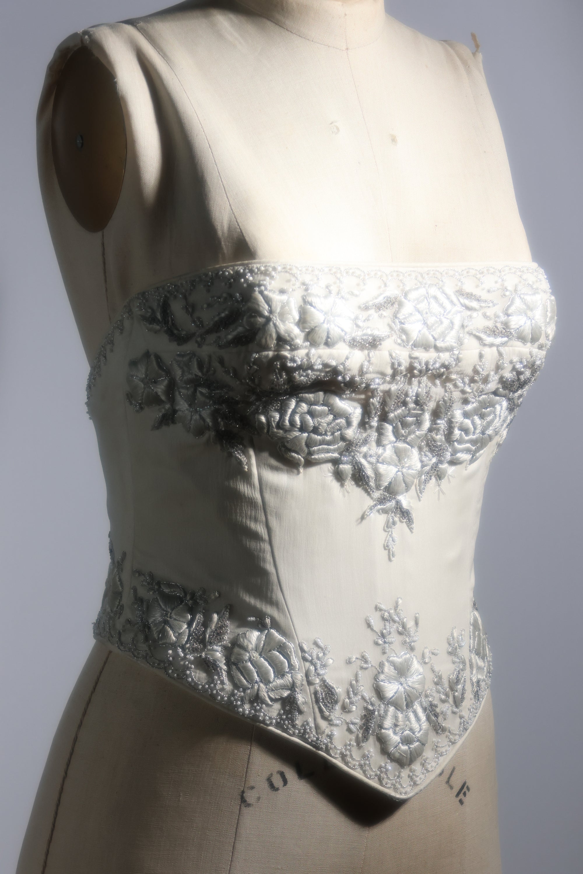 LES HABITUDES Corset TP82 — White