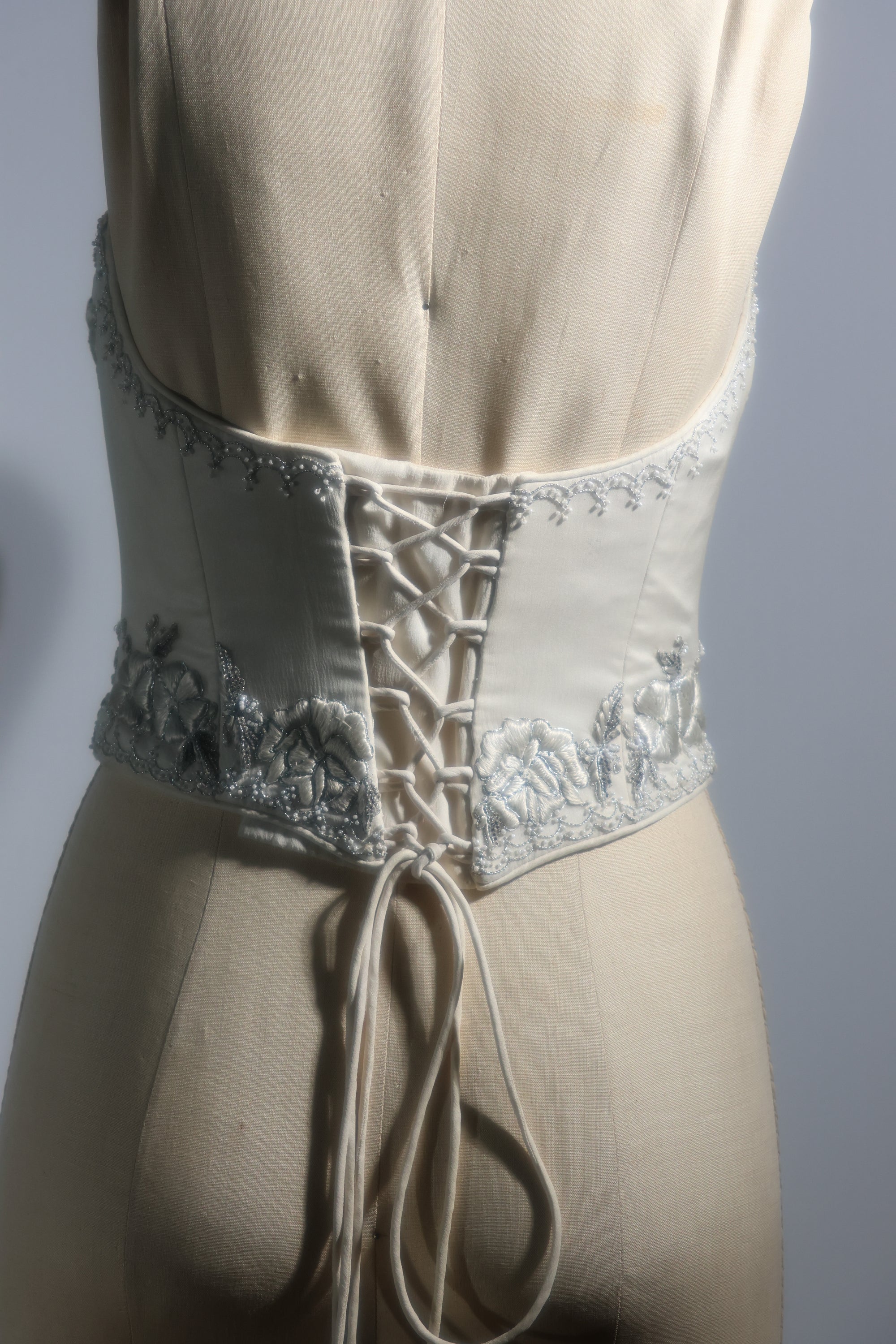 LES HABITUDES Corset TP82 — White