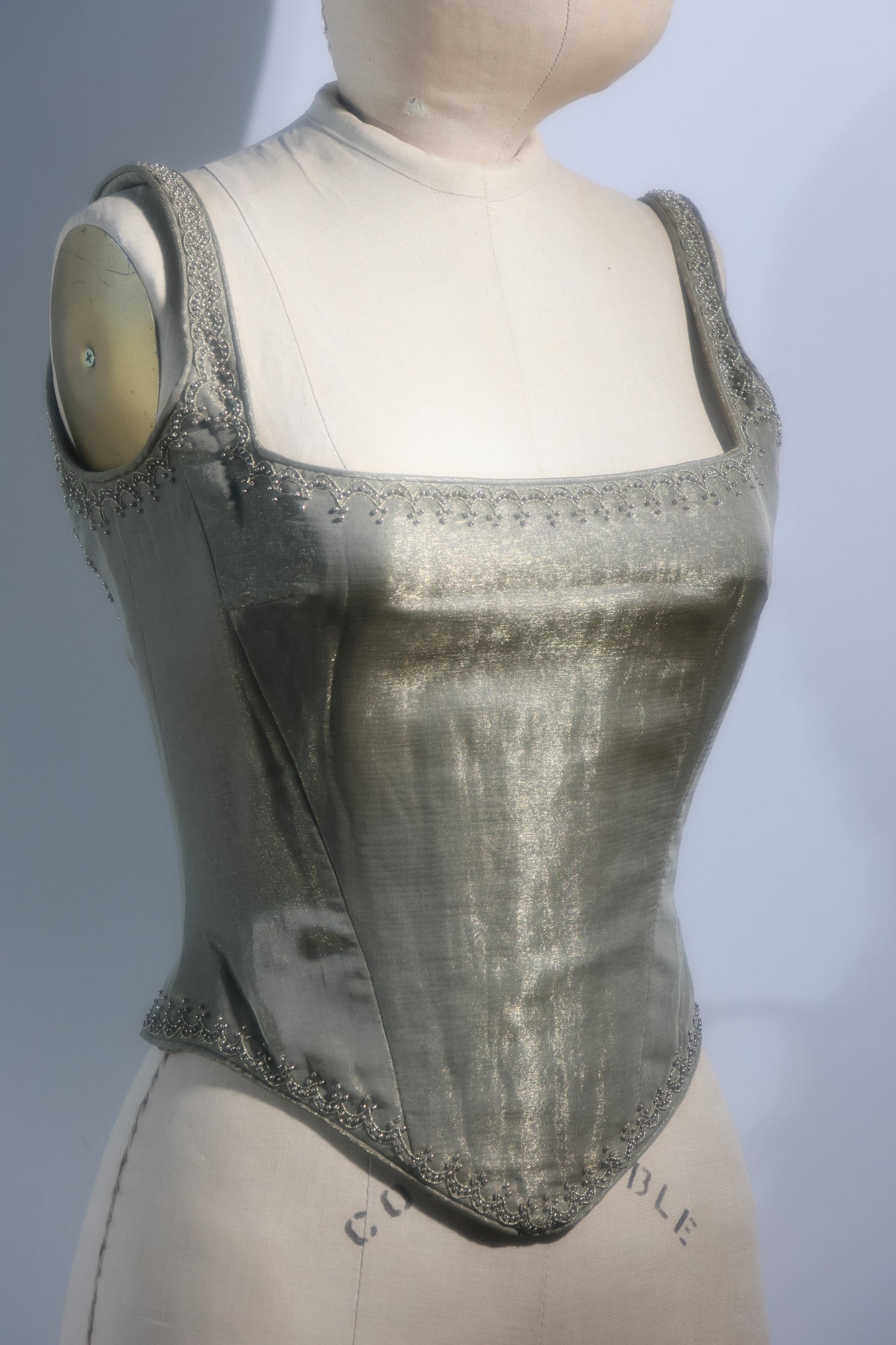 Eavis & Brown Corset TP92 Gold Changeant Plain Bouquet Strap