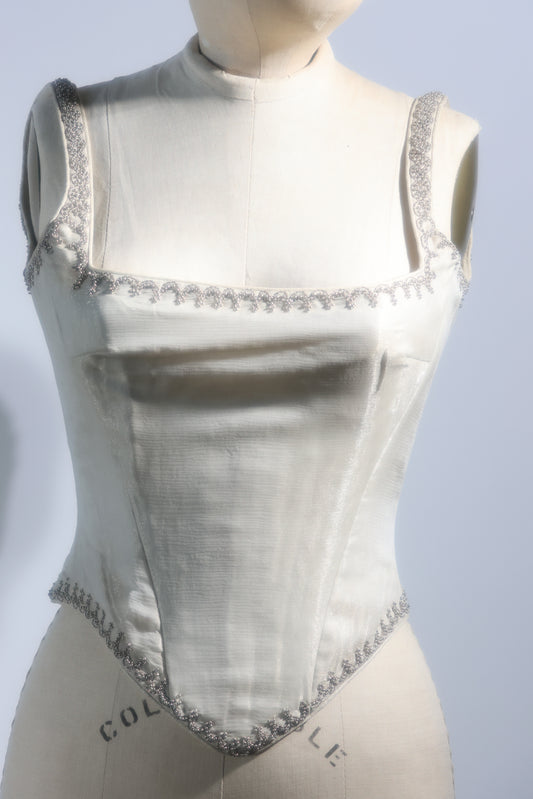 Eavis & Brown Corset TP92 Ivory Changeant Plain Bouquet Strap