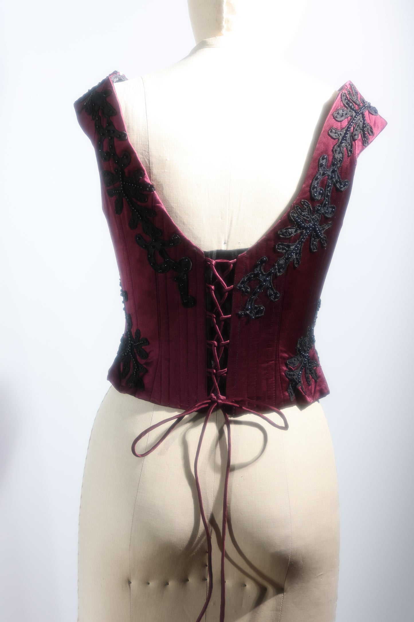Eavis & Brown Corset TP14 Clairet / Black