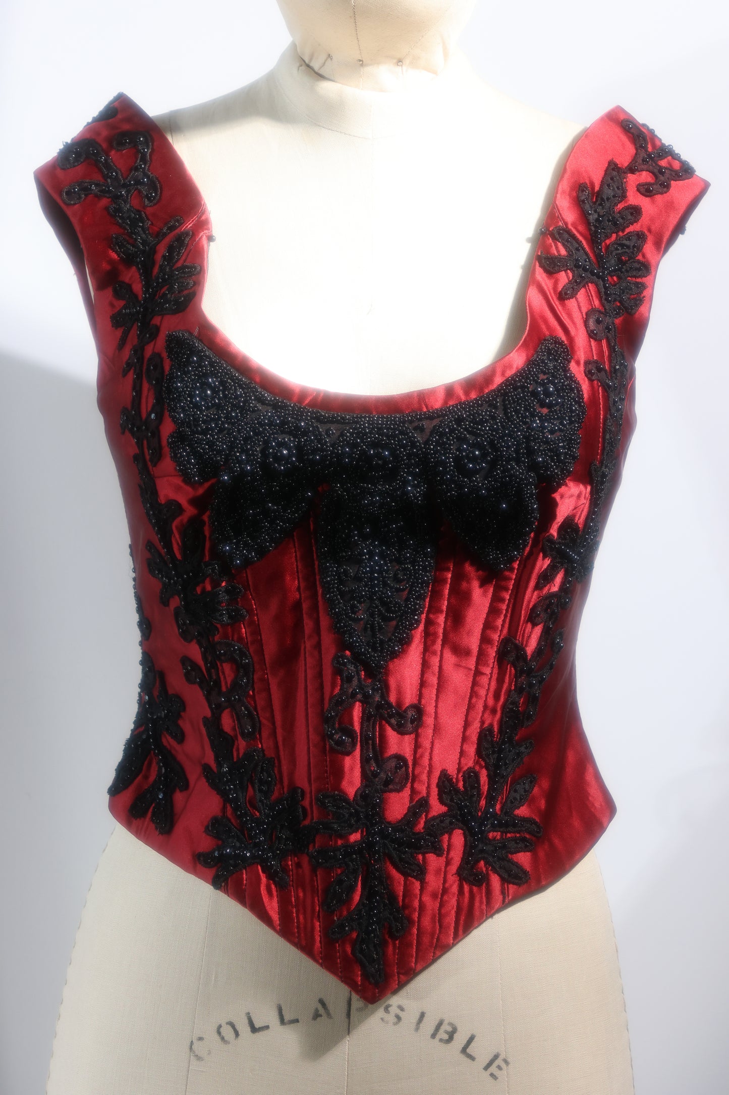 Eavis & Brown Corset TP14 Burgundy / Black