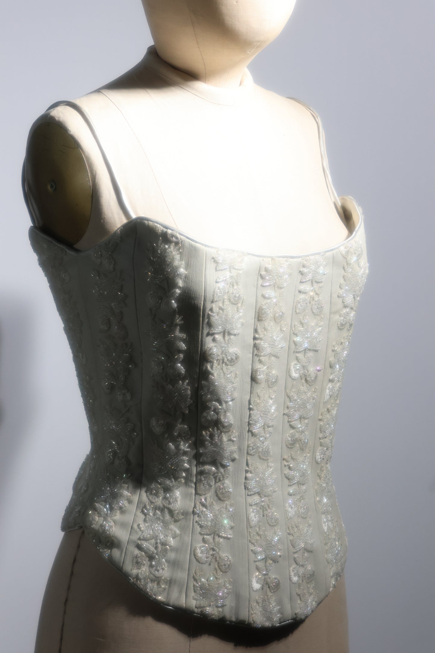 Eavis & Brown Corset - White Embroidered Floral