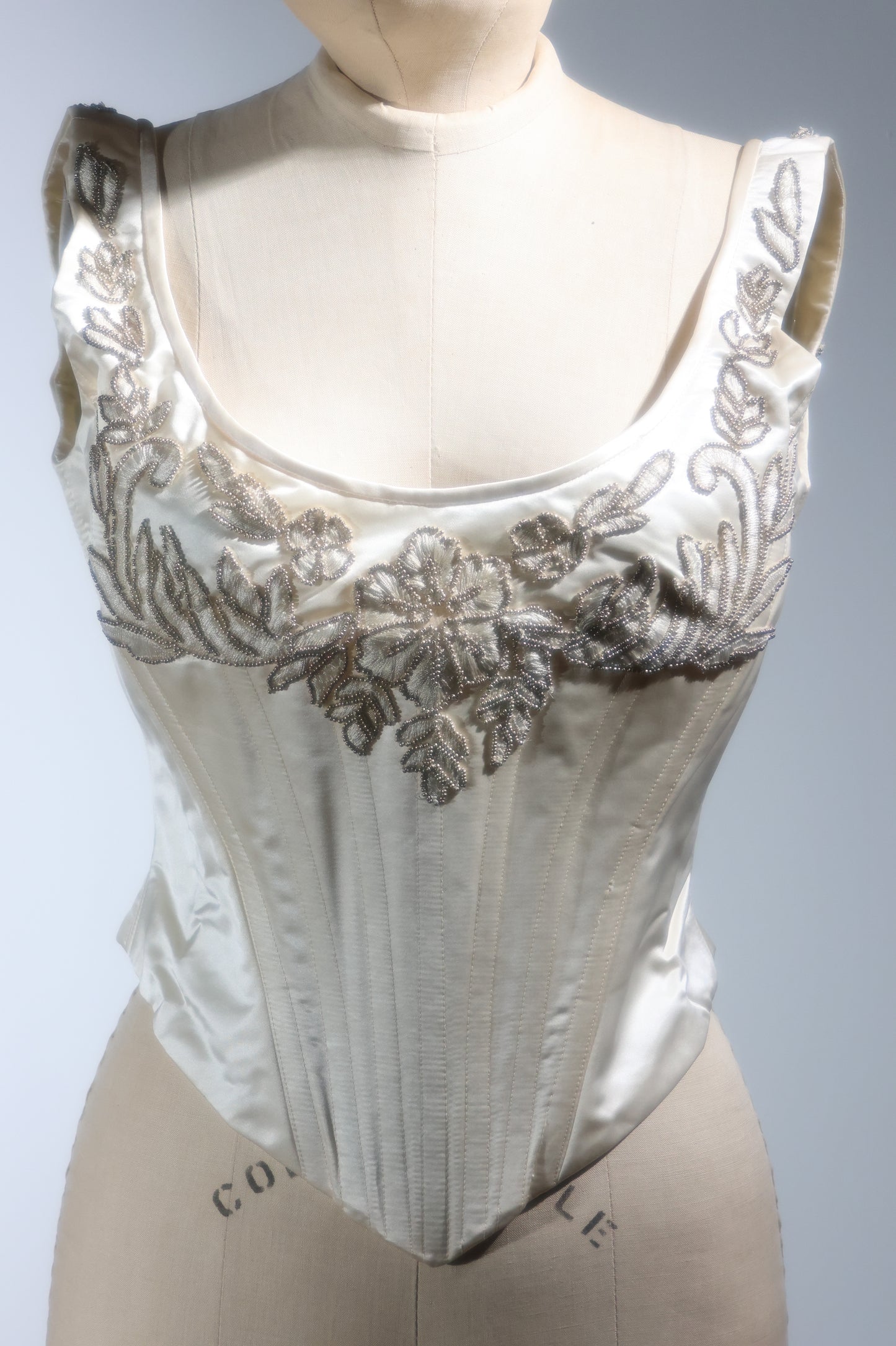 Eavis & Brown Corset TP30 Ivory