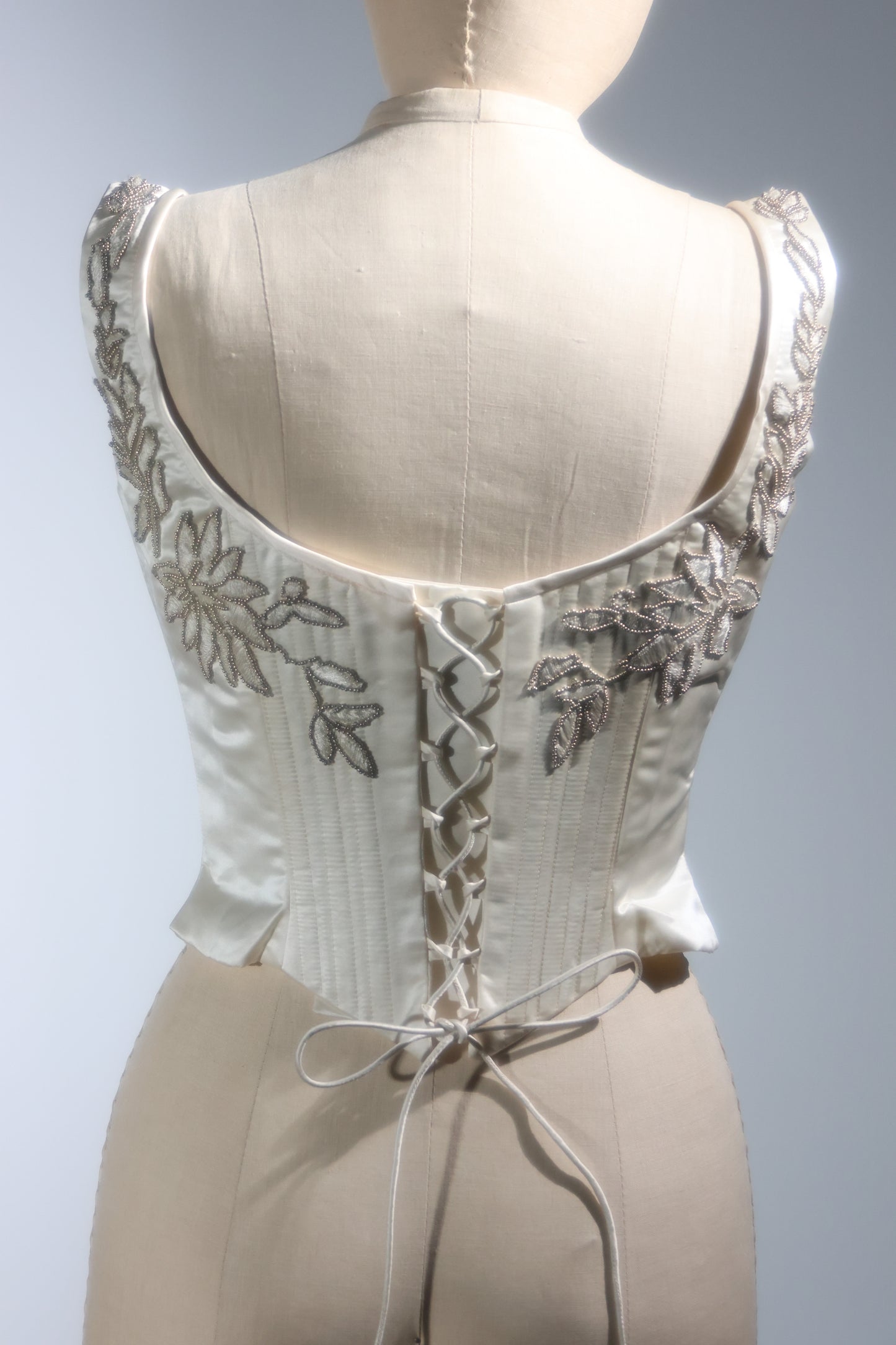 Eavis & Brown Corset TP30 Ivory