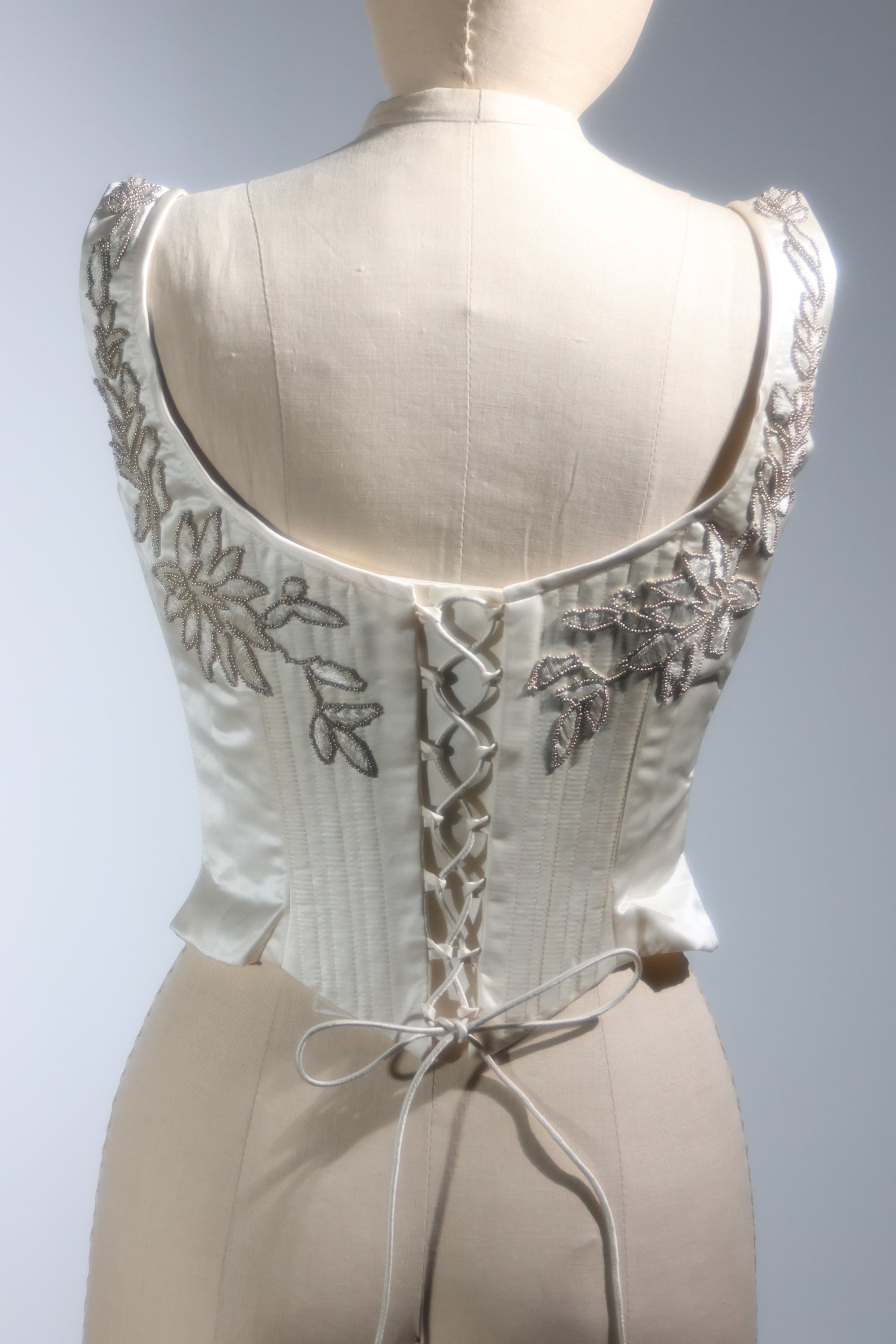 LES HABITUDES Corset TP30 — Ivory