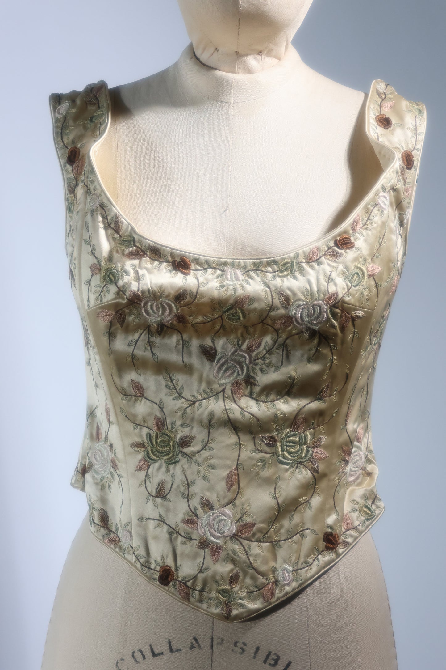 Eavis & Brown Corset TP128 Yellow Gold