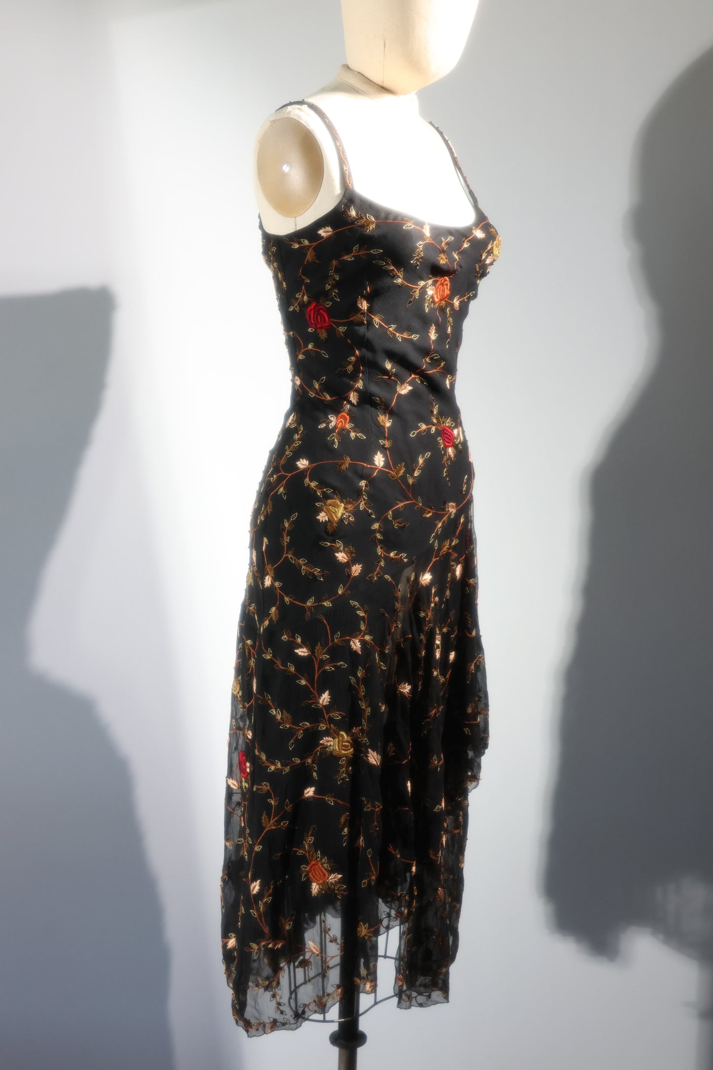 Les Habitudes Floral Dress Black / Multicolor