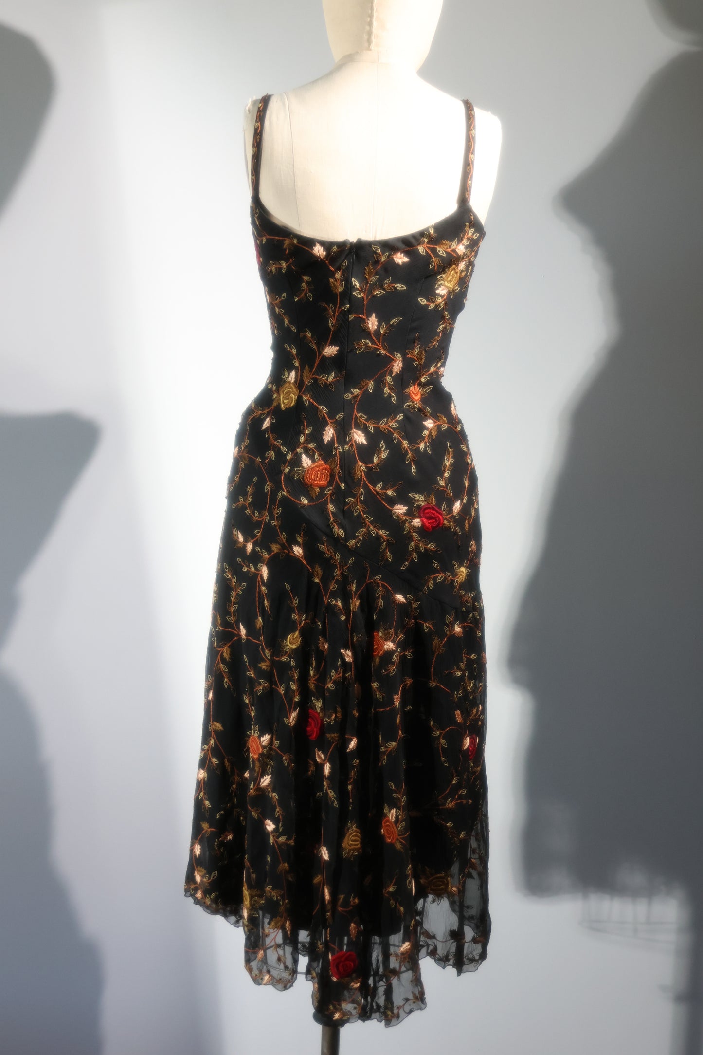 Les Habitudes Floral Dress Black / Multicolor