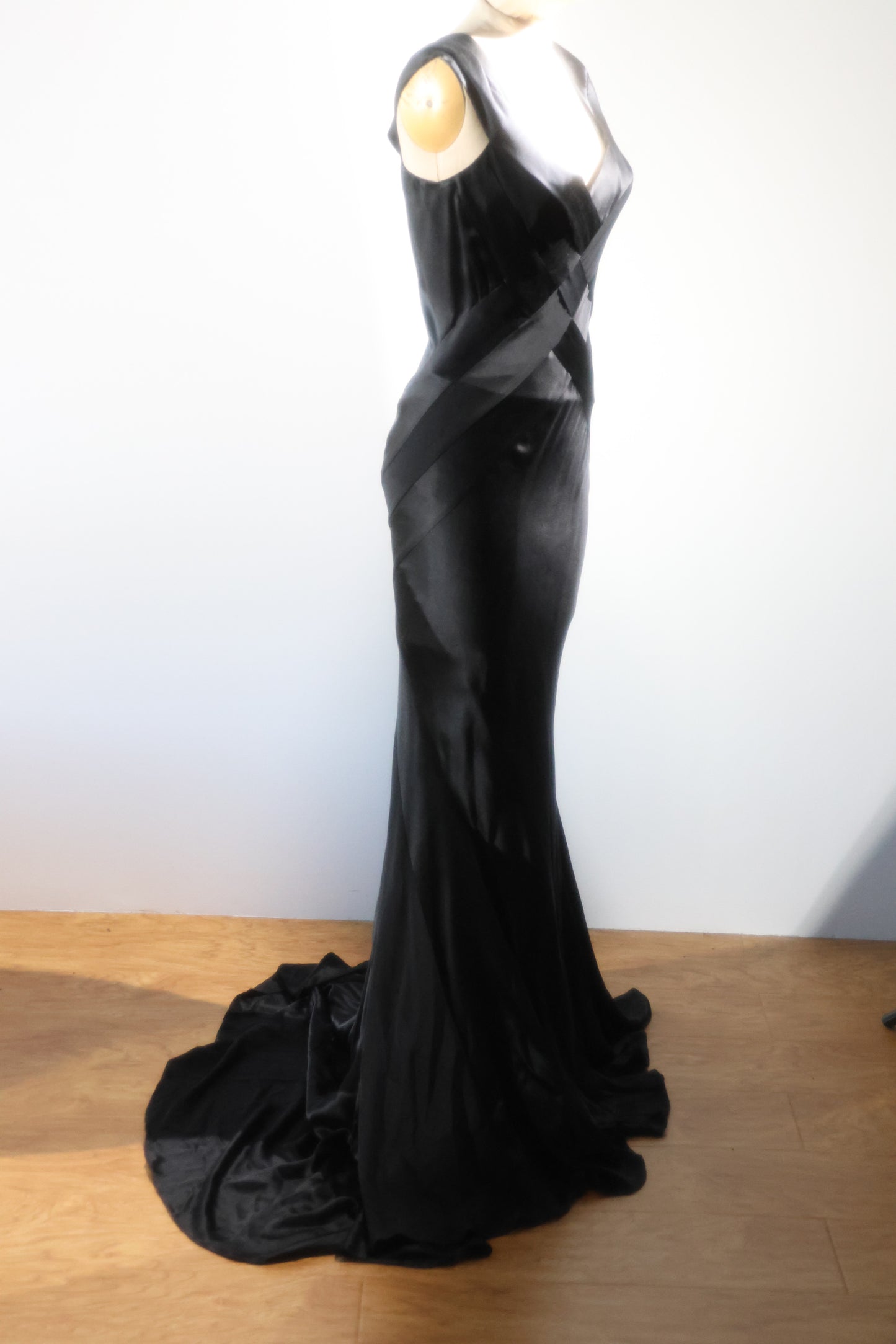 Eavis & Brown Criss-Cross Gown Black