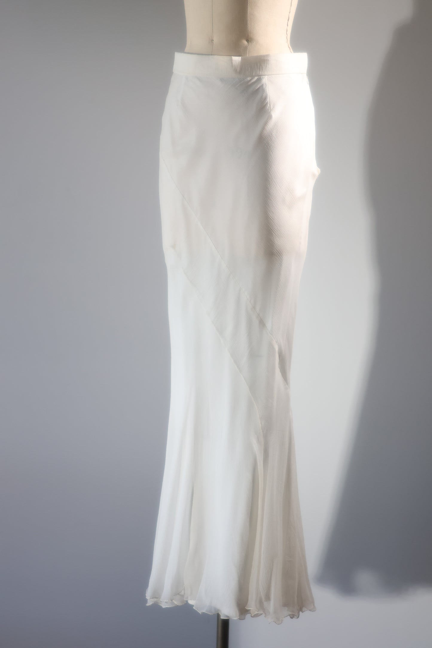Eavis & Brown Diagonal Shear Skirt