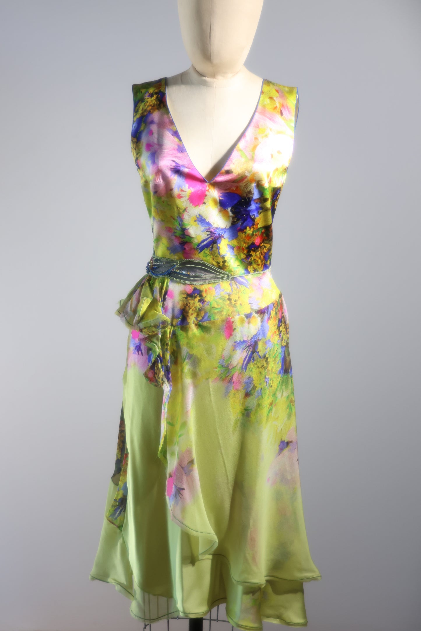 Foddis Gloss Short Dress Satin / Chiffon Flower Print