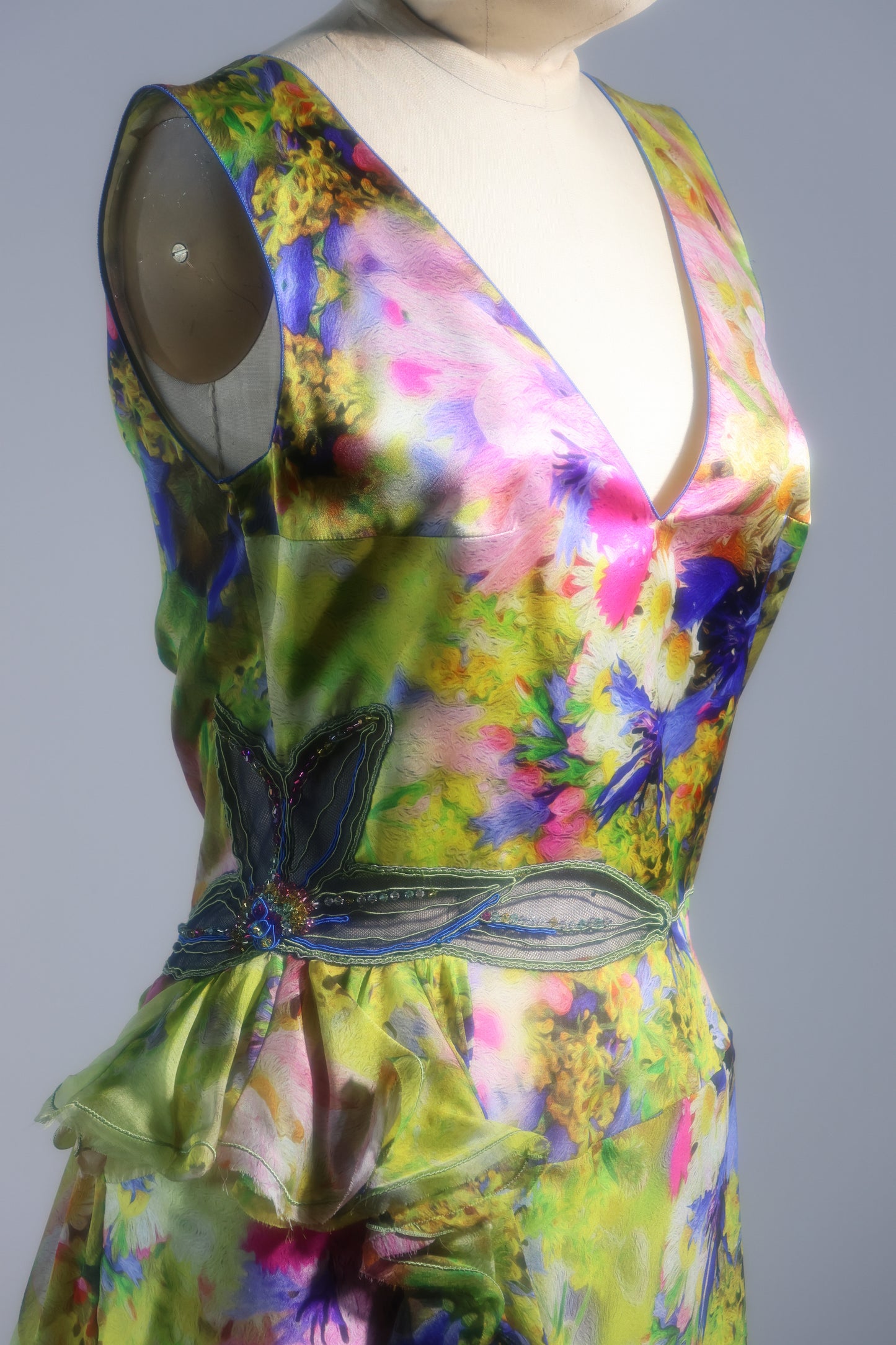 Foddis Gloss Short Dress Satin / Chiffon Flower Print