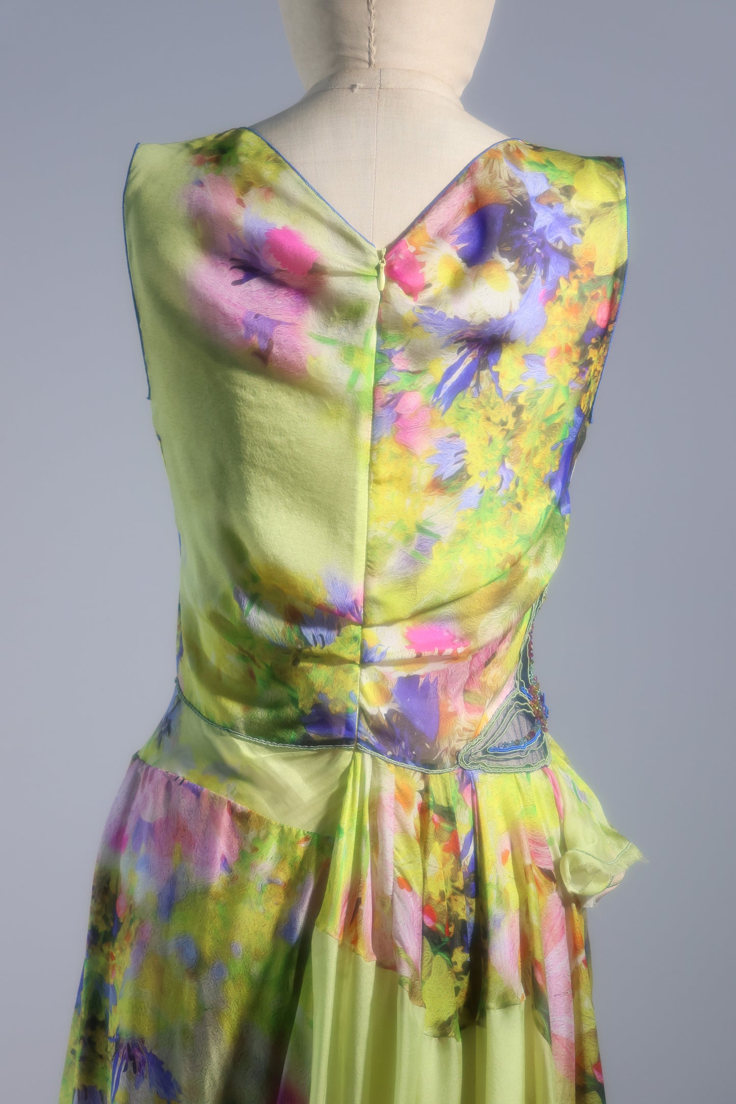 Foddis Gloss Short Dress Satin / Chiffon Flower Print