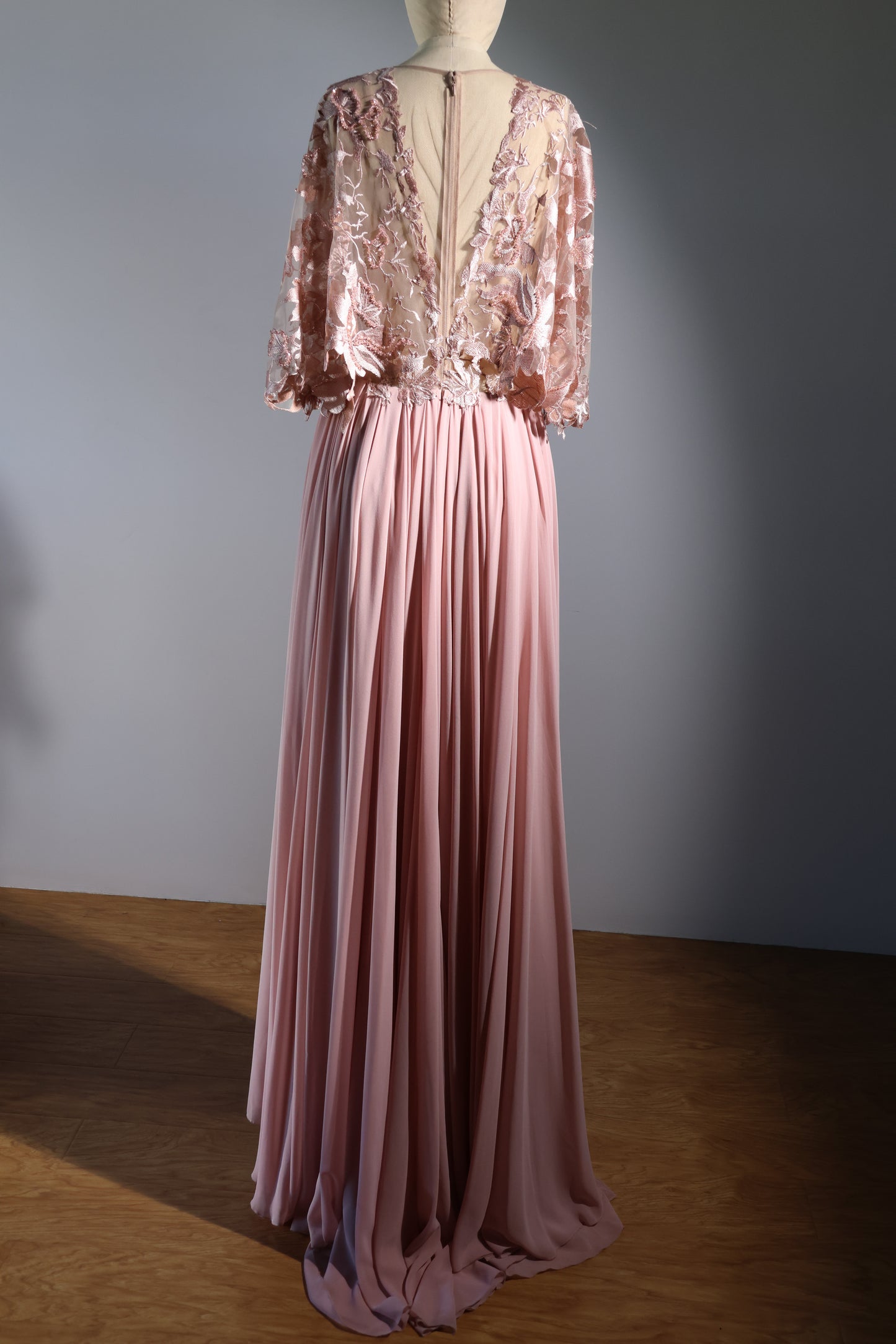 Gatti Nolli Lace / Chiffon Gown - Pink