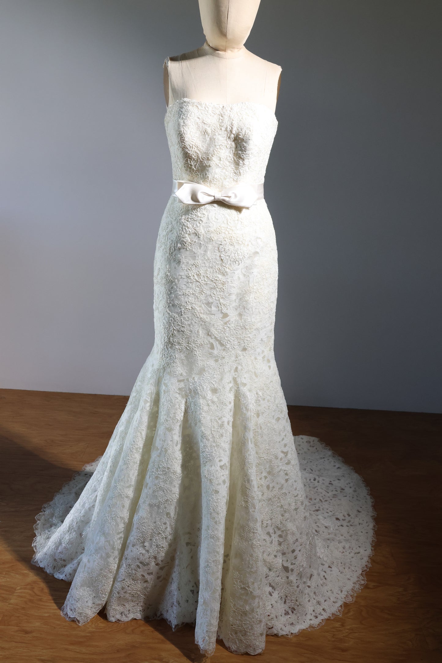 Lusan Mandongus DR1 Wedding Gown - Ivory