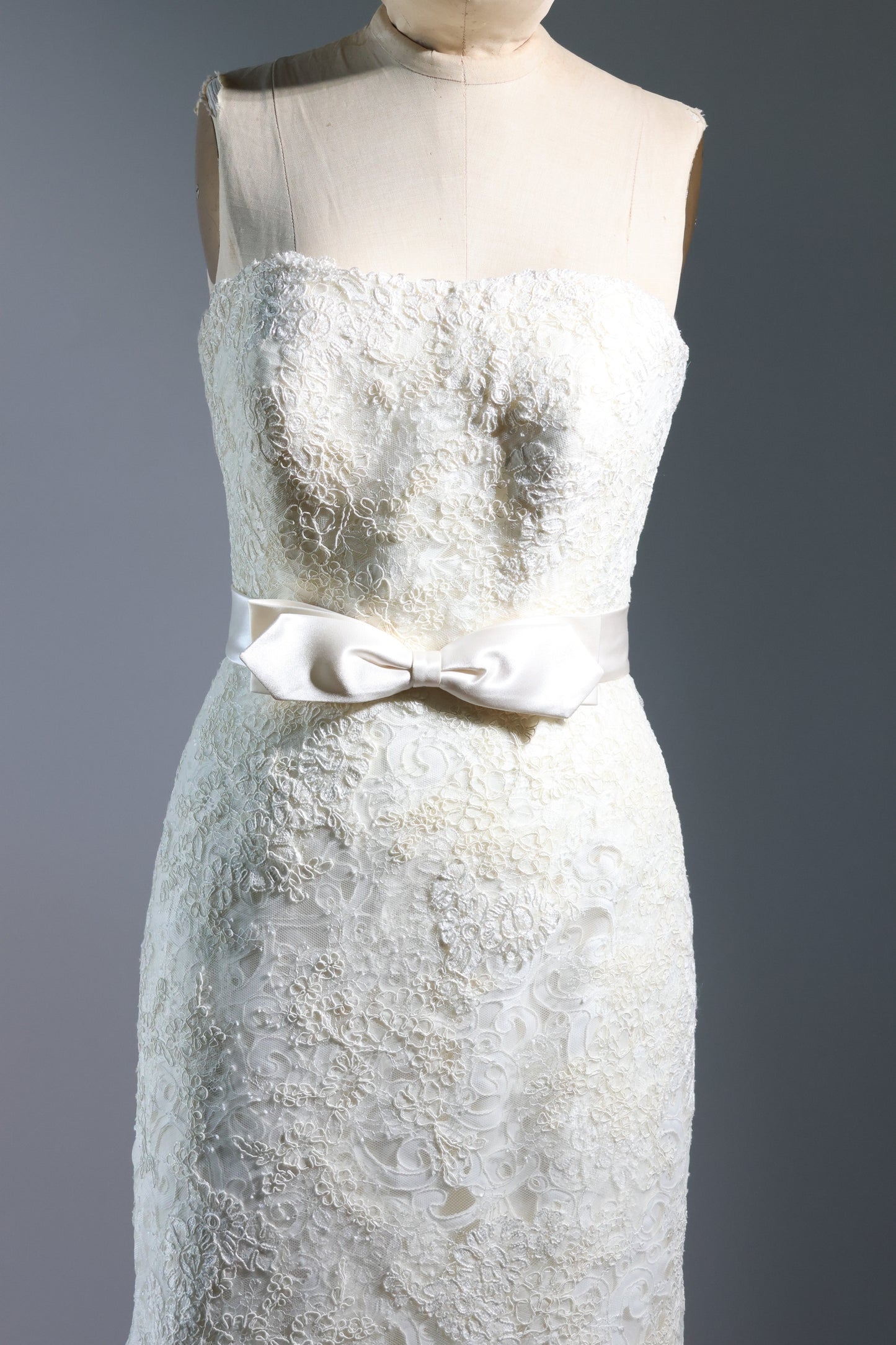 Lusan Mandongus DR1 Wedding Gown - Ivory
