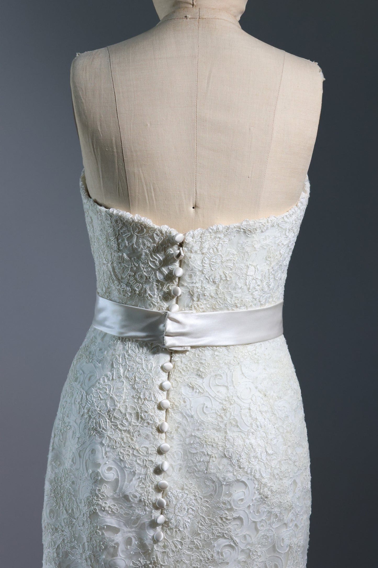 Lusan Mandongus DR1 Wedding Gown - Ivory