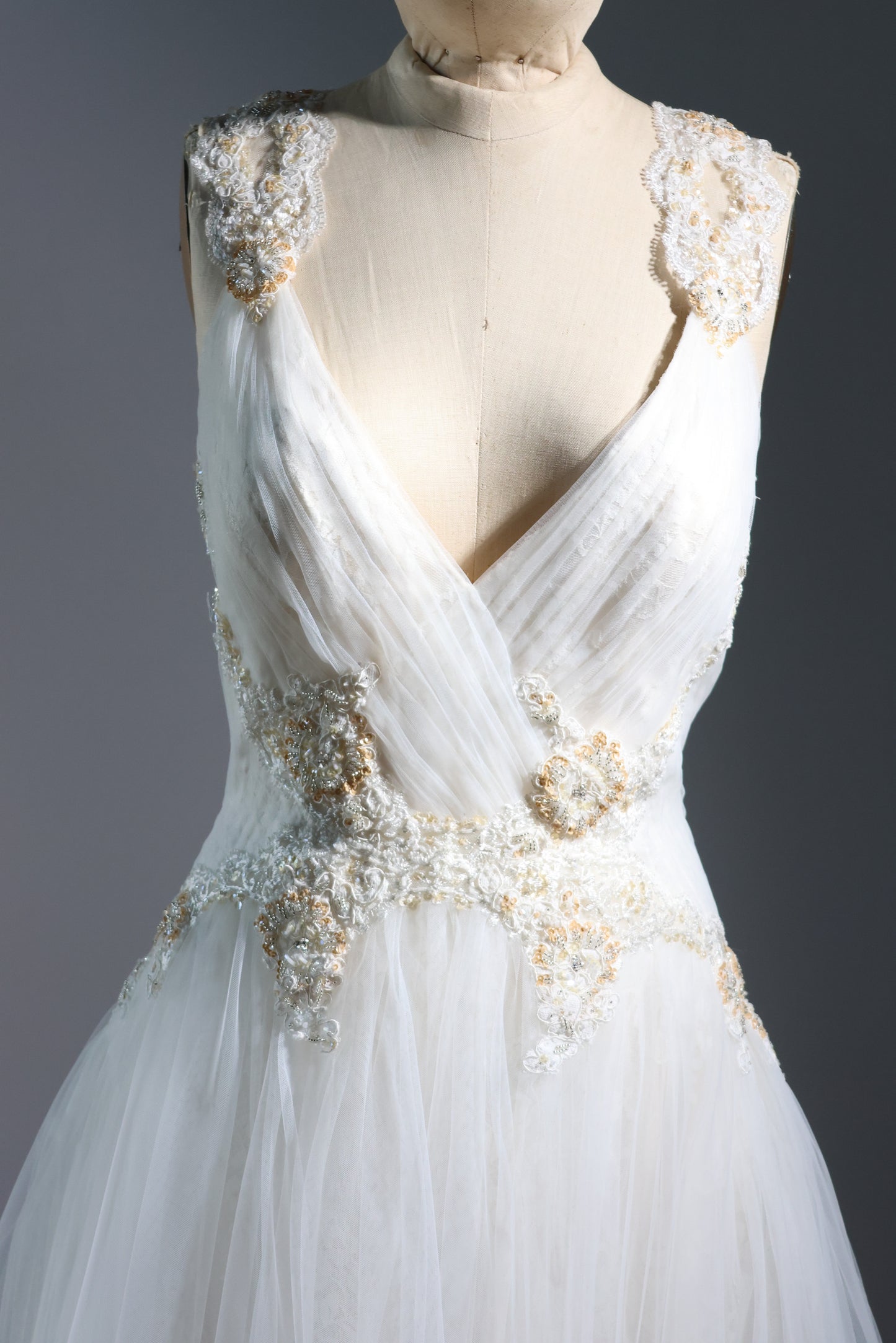 Lusan Mandongus DR2 Wedding Gown - Ivory