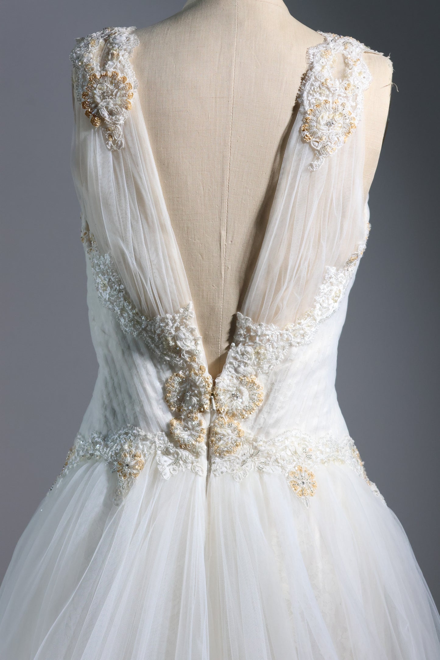 Lusan Mandongus DR2 Wedding Gown - Ivory
