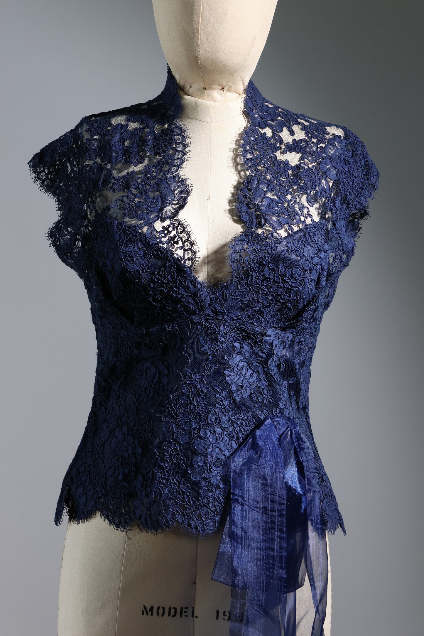 Eavis & Brown Grace Kelly Top - Navy