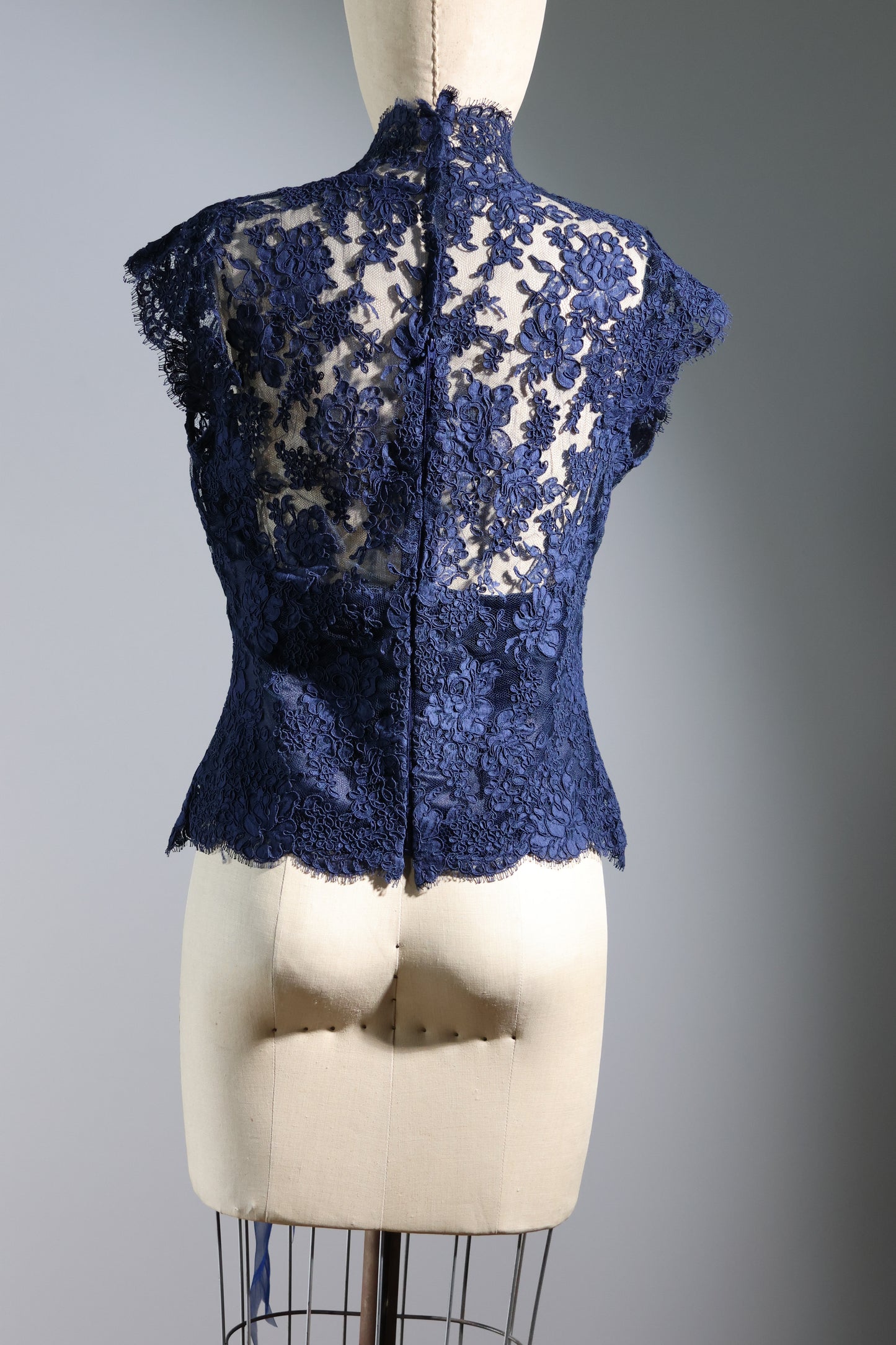Eavis & Brown Grace Kelly Top - Navy
