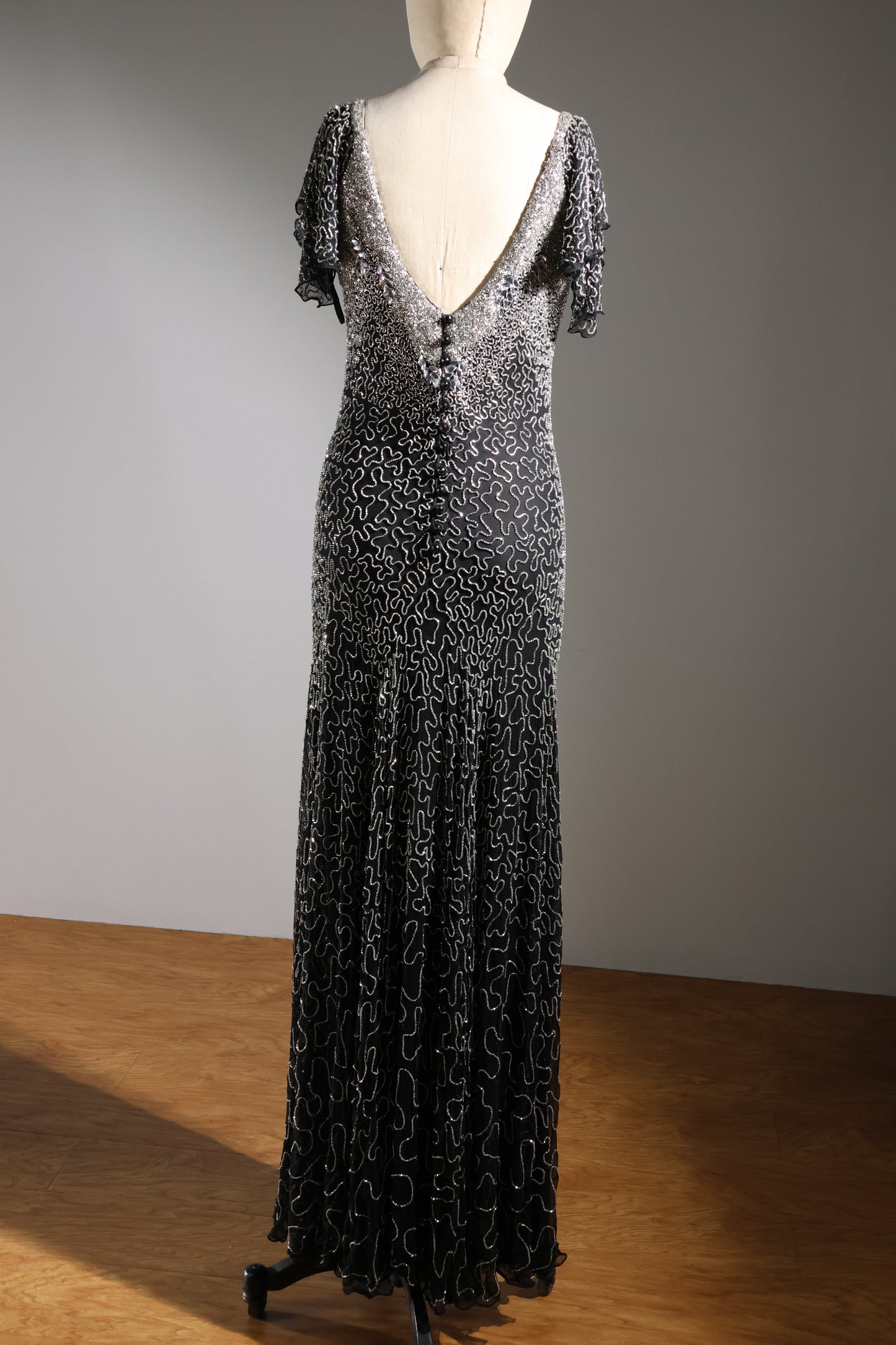 Eavis & Brown Kate Squiggle Dress With Sleeves - Black / Silver