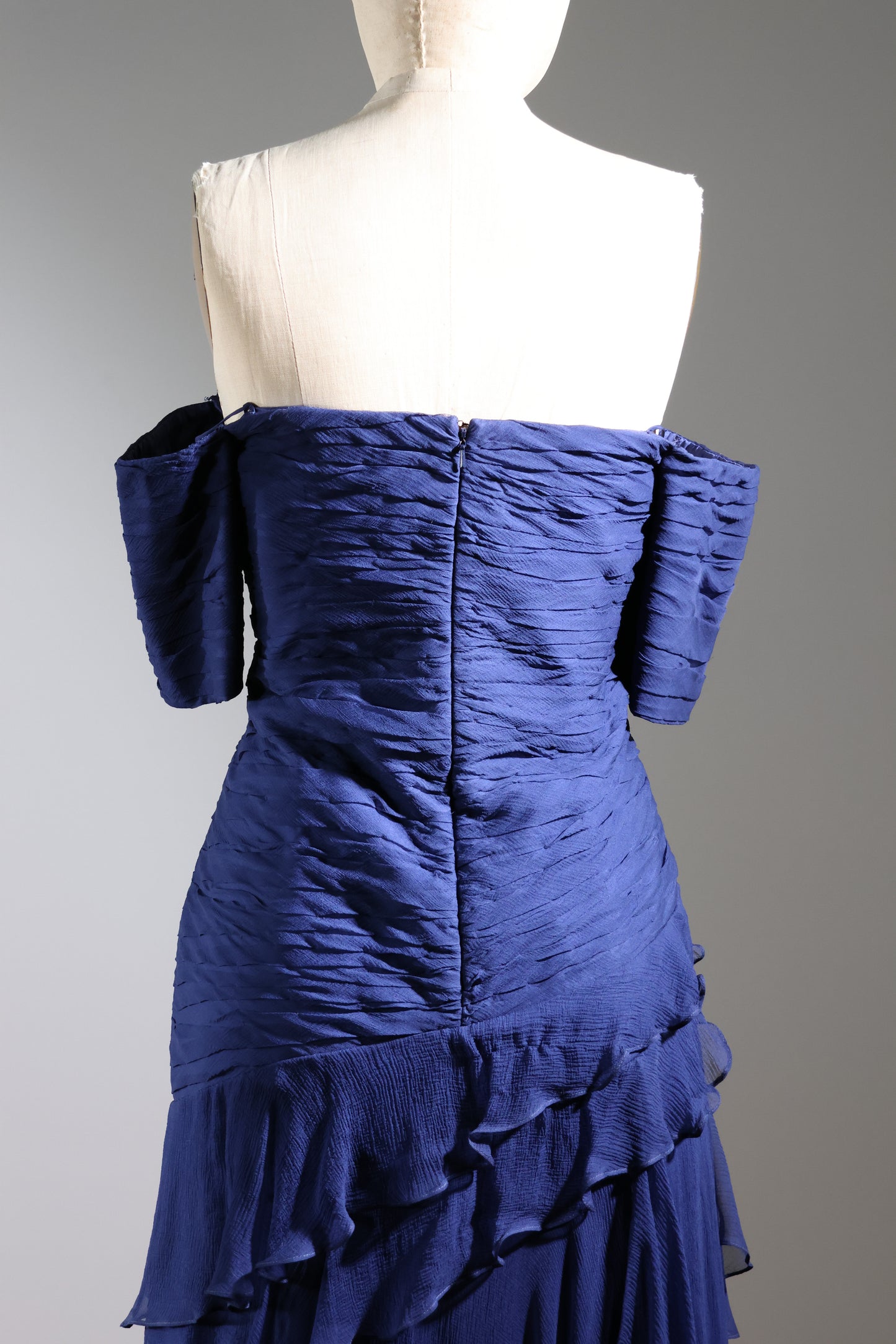Les Habitudes Royal Sweet Heart Necklince - Navy