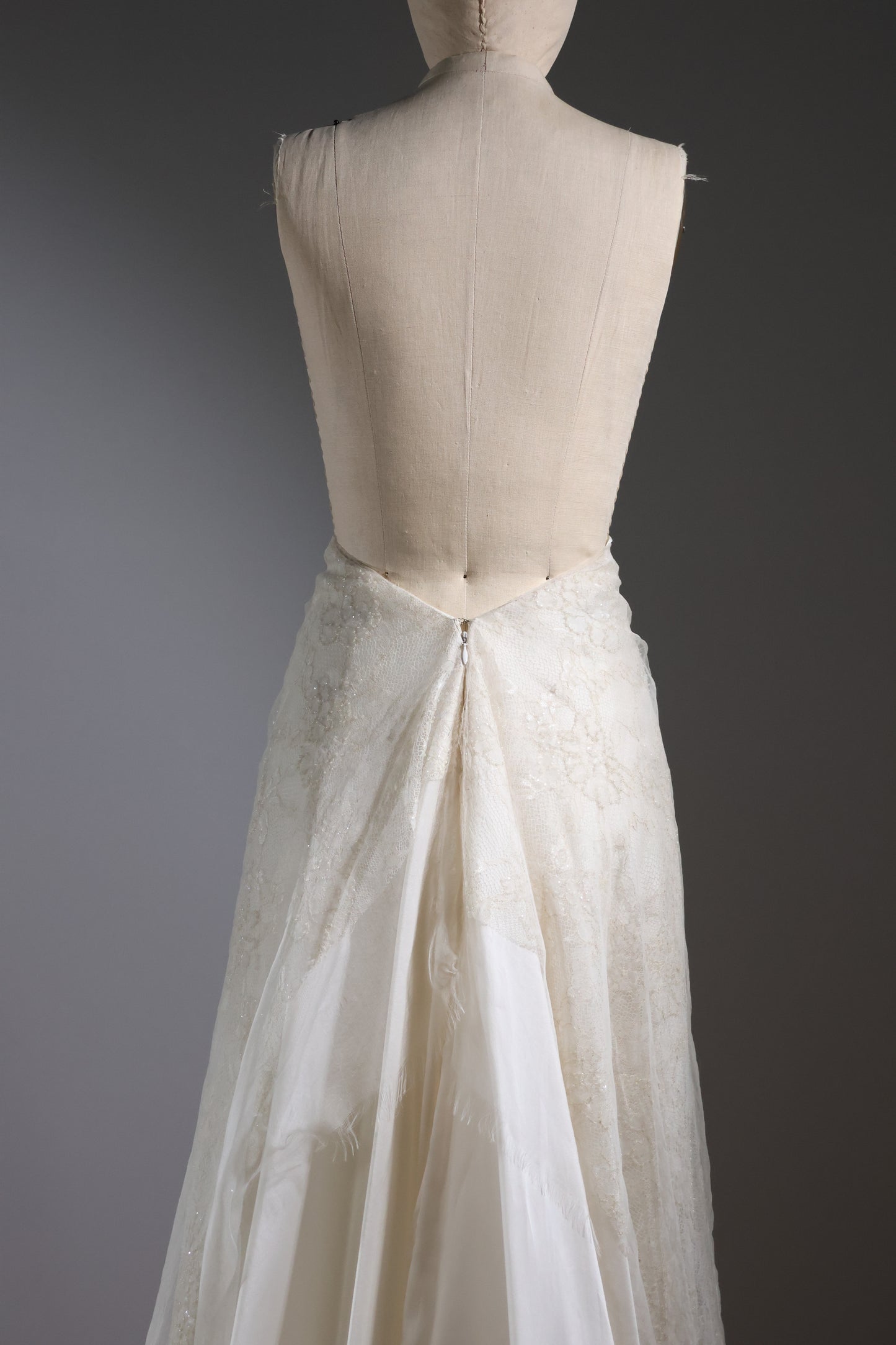 Les Habitudes Lace Layered Skirt - Ivory / Gold
