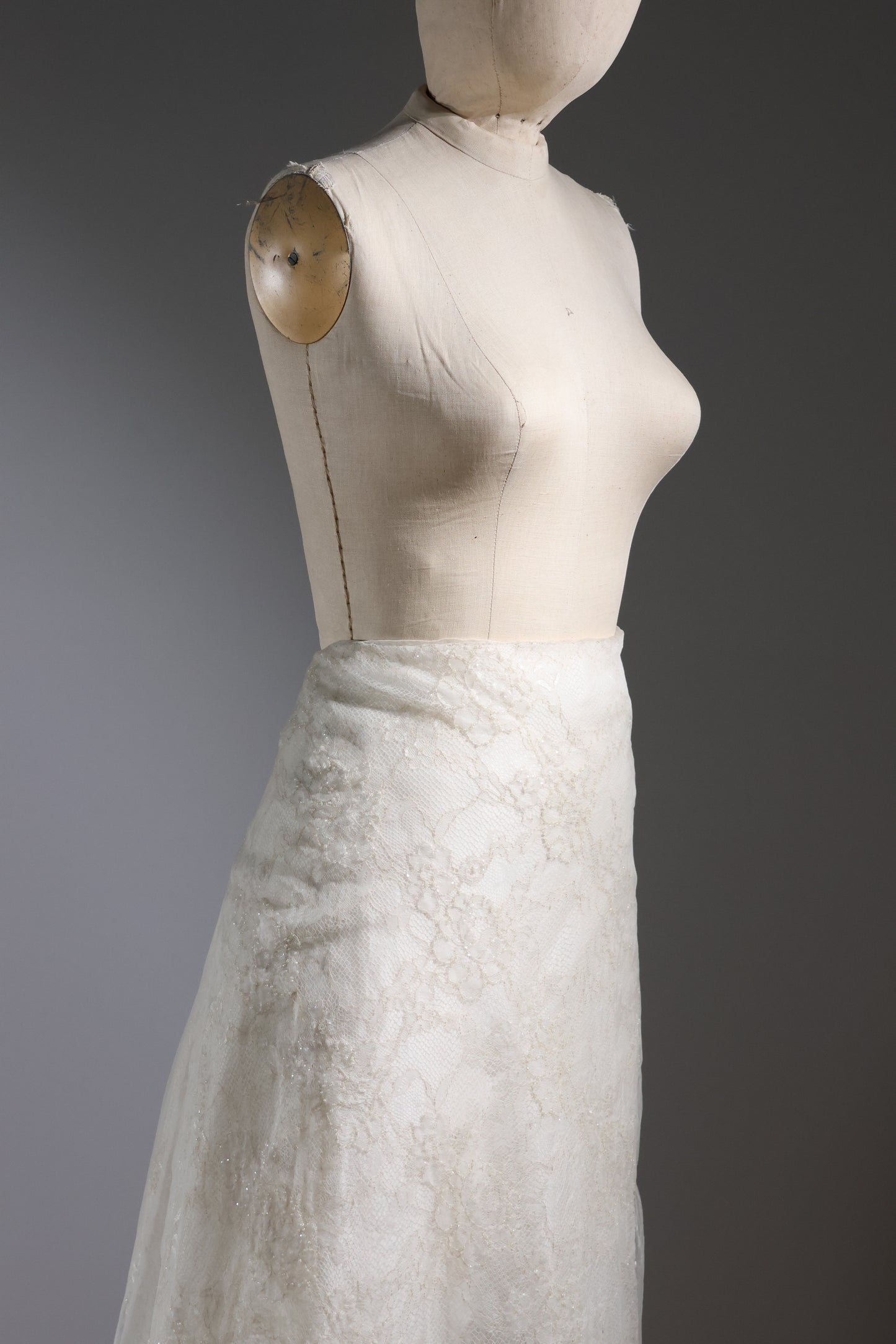 Les Habitudes Lace Layered Skirt - Ivory / Gold