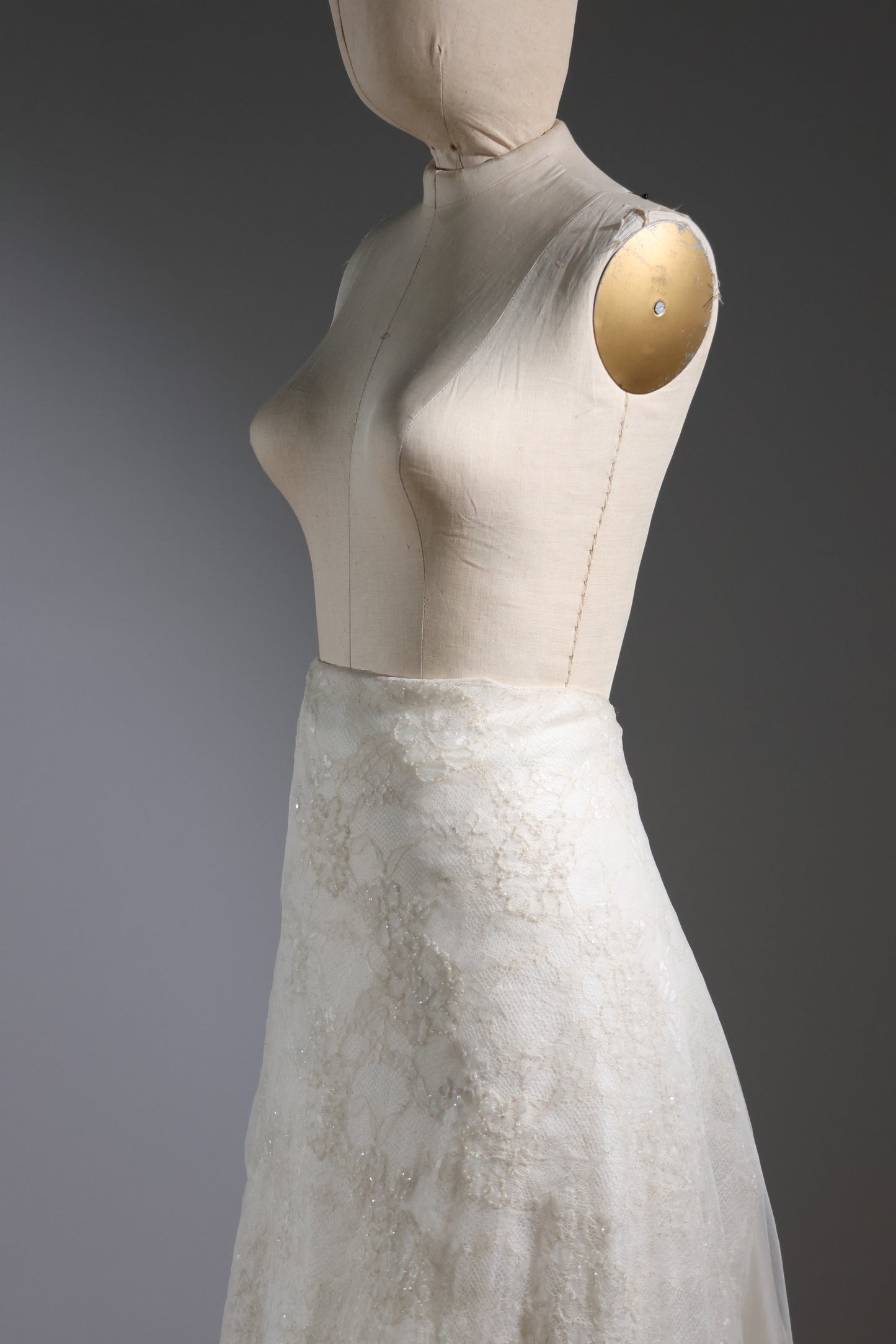 Les Habitudes Lace Layered Skirt - Ivory / Gold