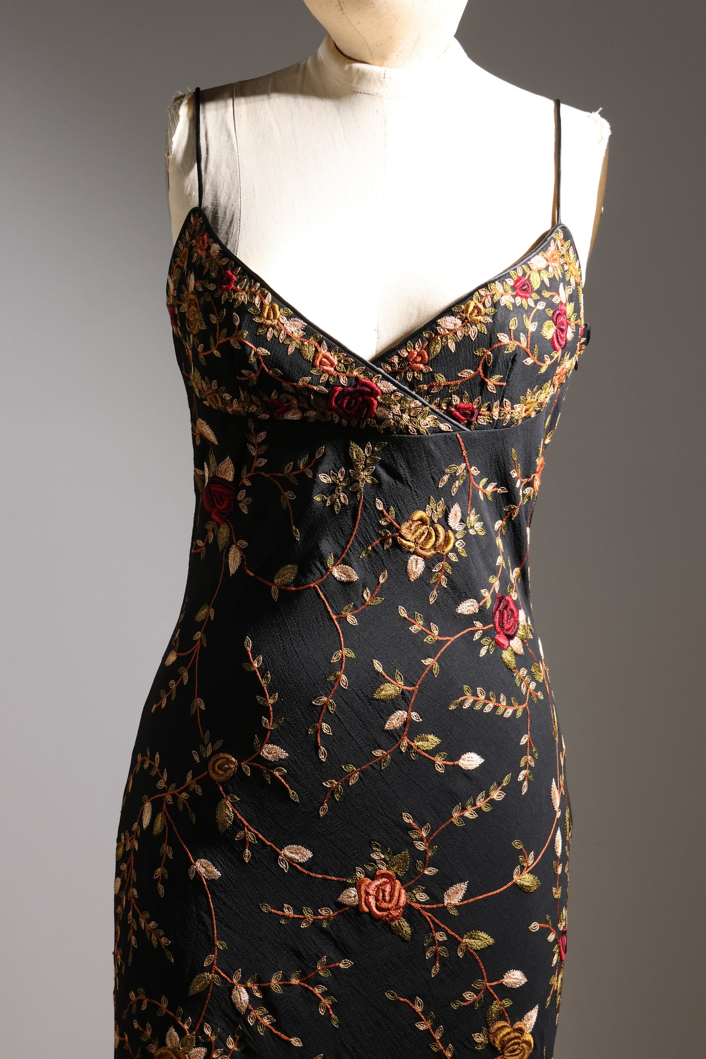 Eavis & Brown Floral Dress - Black / Multi