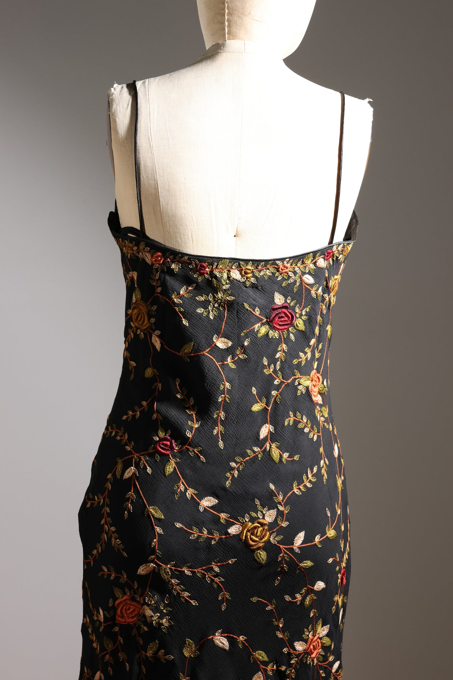 Eavis & Brown Floral Dress - Black / Multi