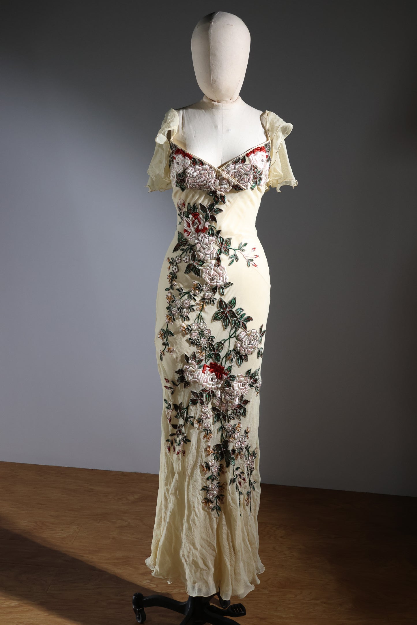 Eavus & Brown Peony Dress (No Tail) - Yellow Gold / Multi