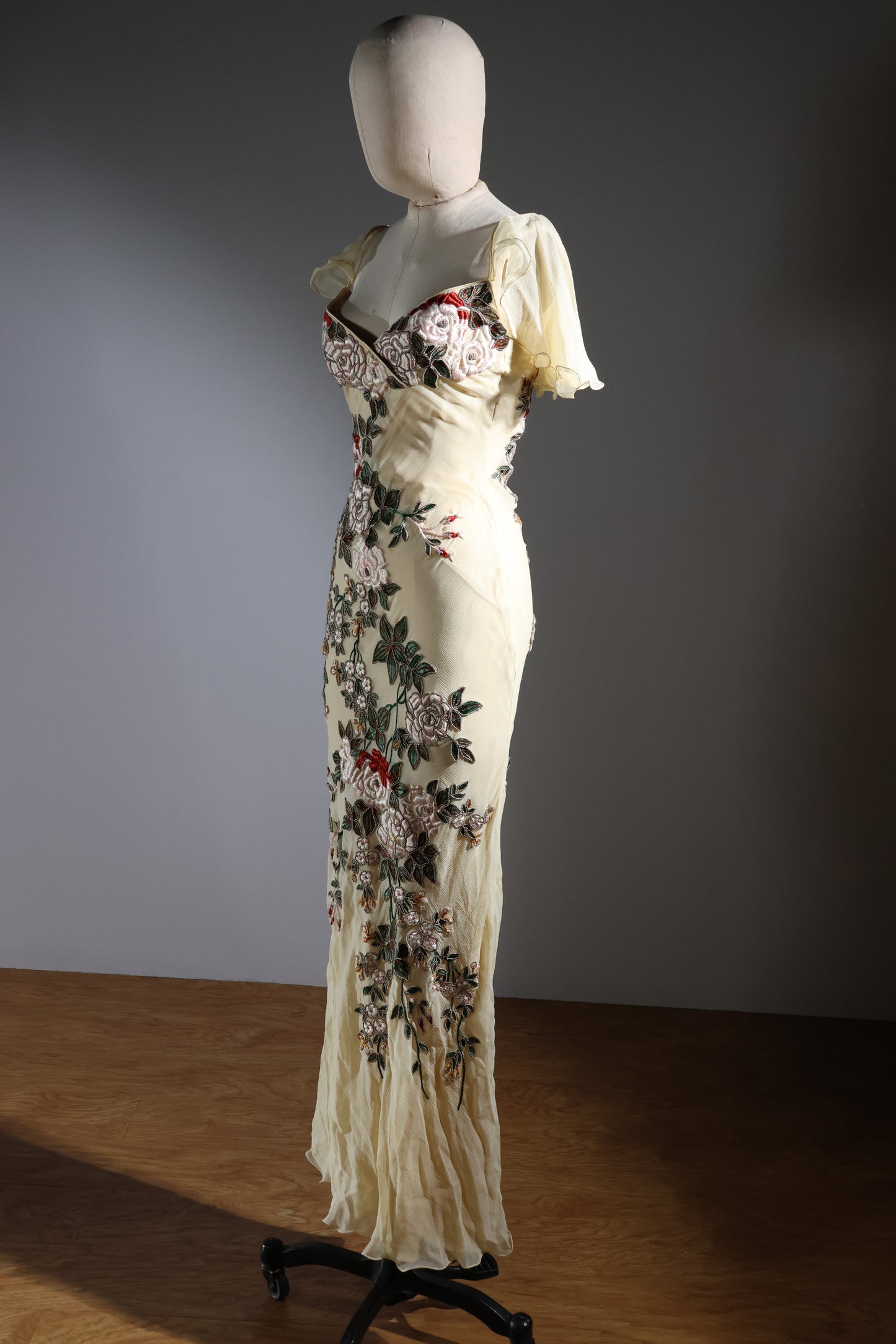Eavus & Brown Peony Dress (No Tail) - Yellow Gold / Multi