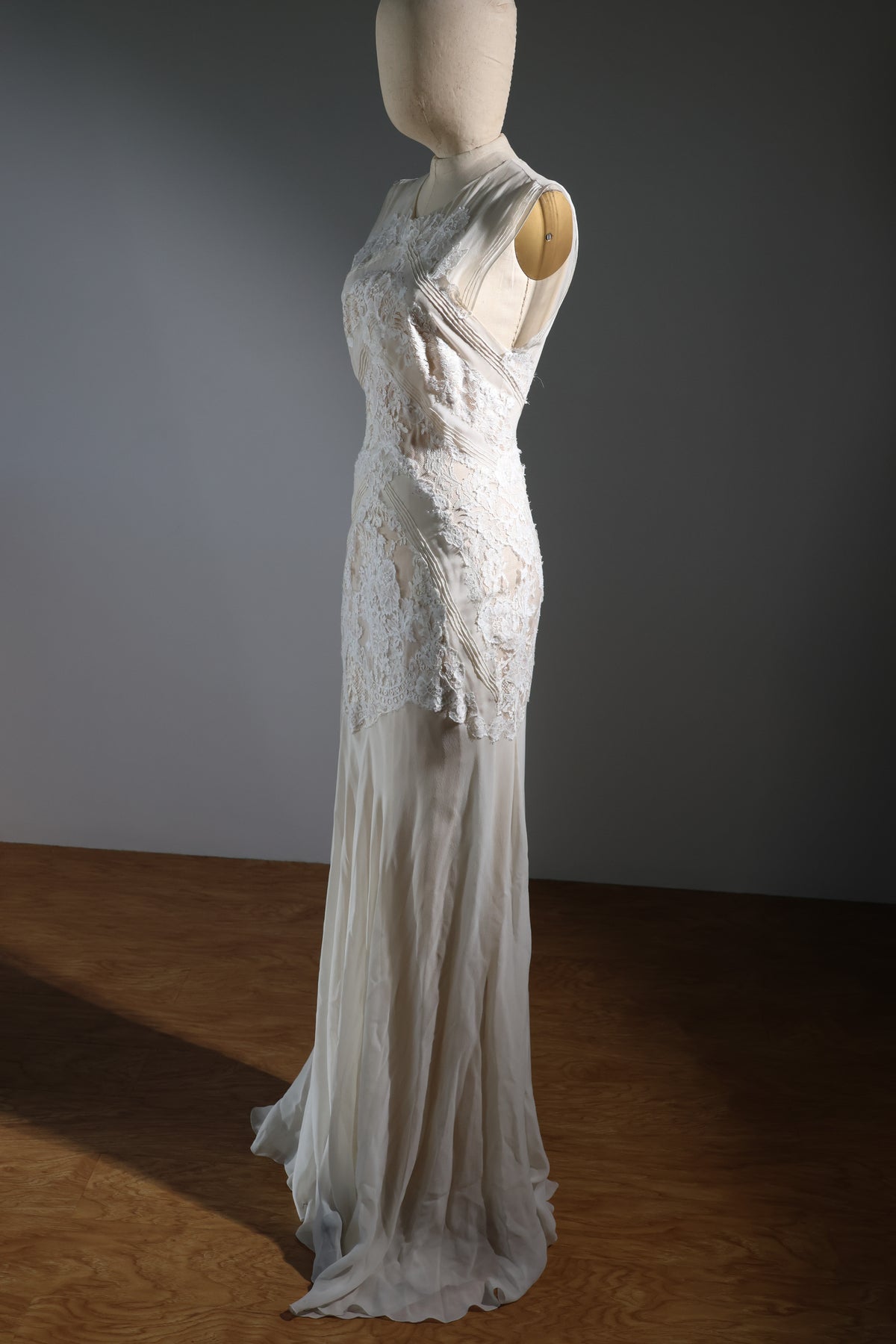 Foddis Glance Georgette &amp; Satin Dress — Ivory