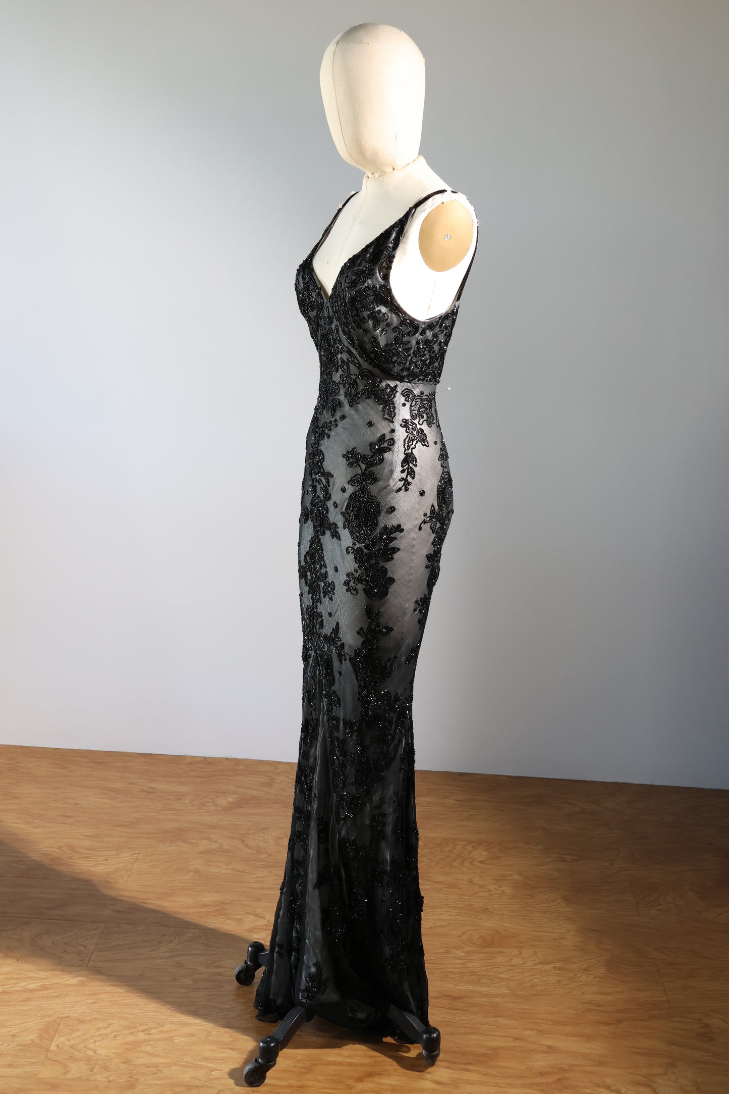 Les Habitudes Beaded Pattern Dress 126 - Black / Ivory
