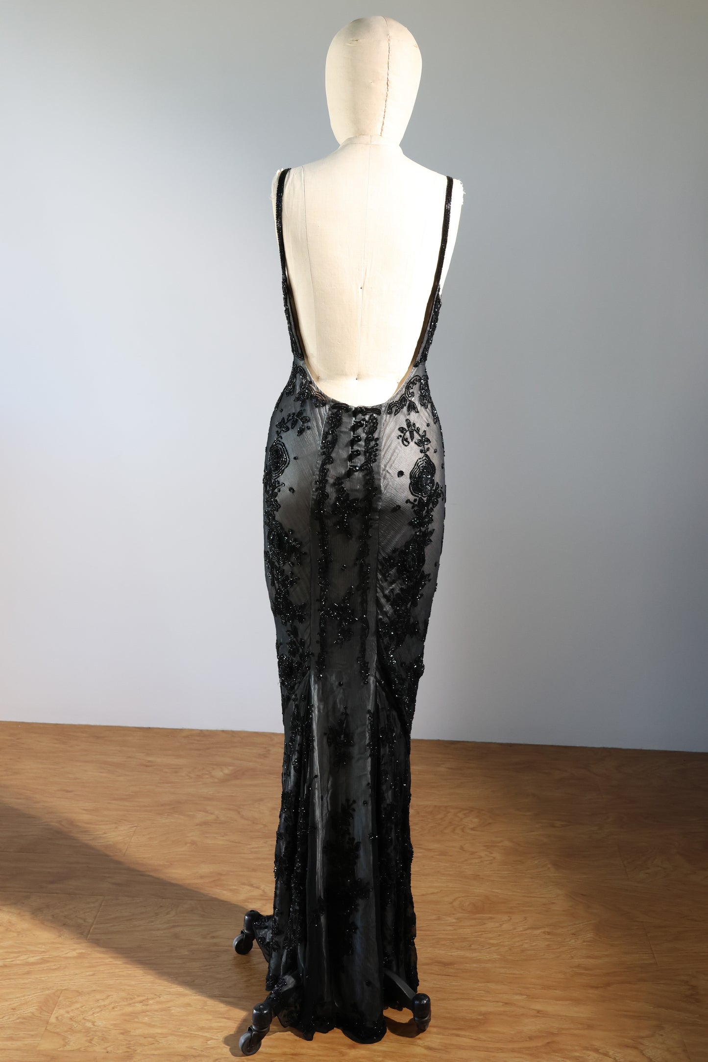 Les Habitudes Beaded Pattern Dress 126 - Black / Ivory