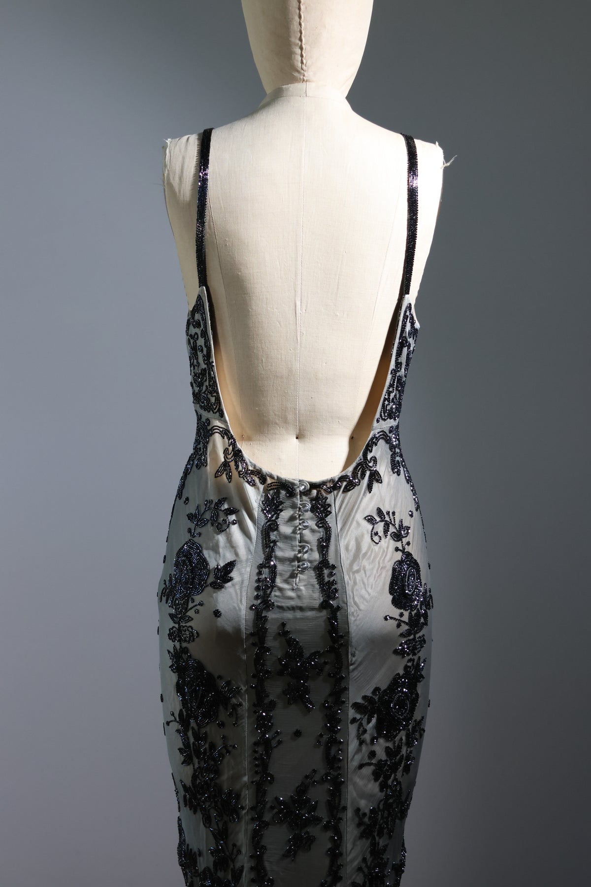 LES HABITUDES Beaded Pattern Dress 126 — Silver Blue / Pink