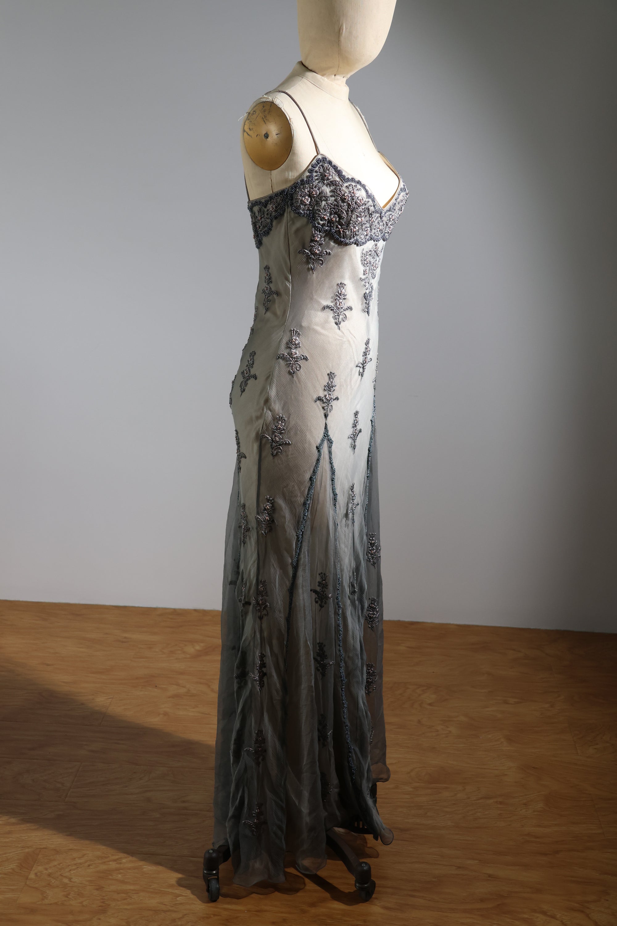 LES HABITUDES Beaded Dress 155 — Grey