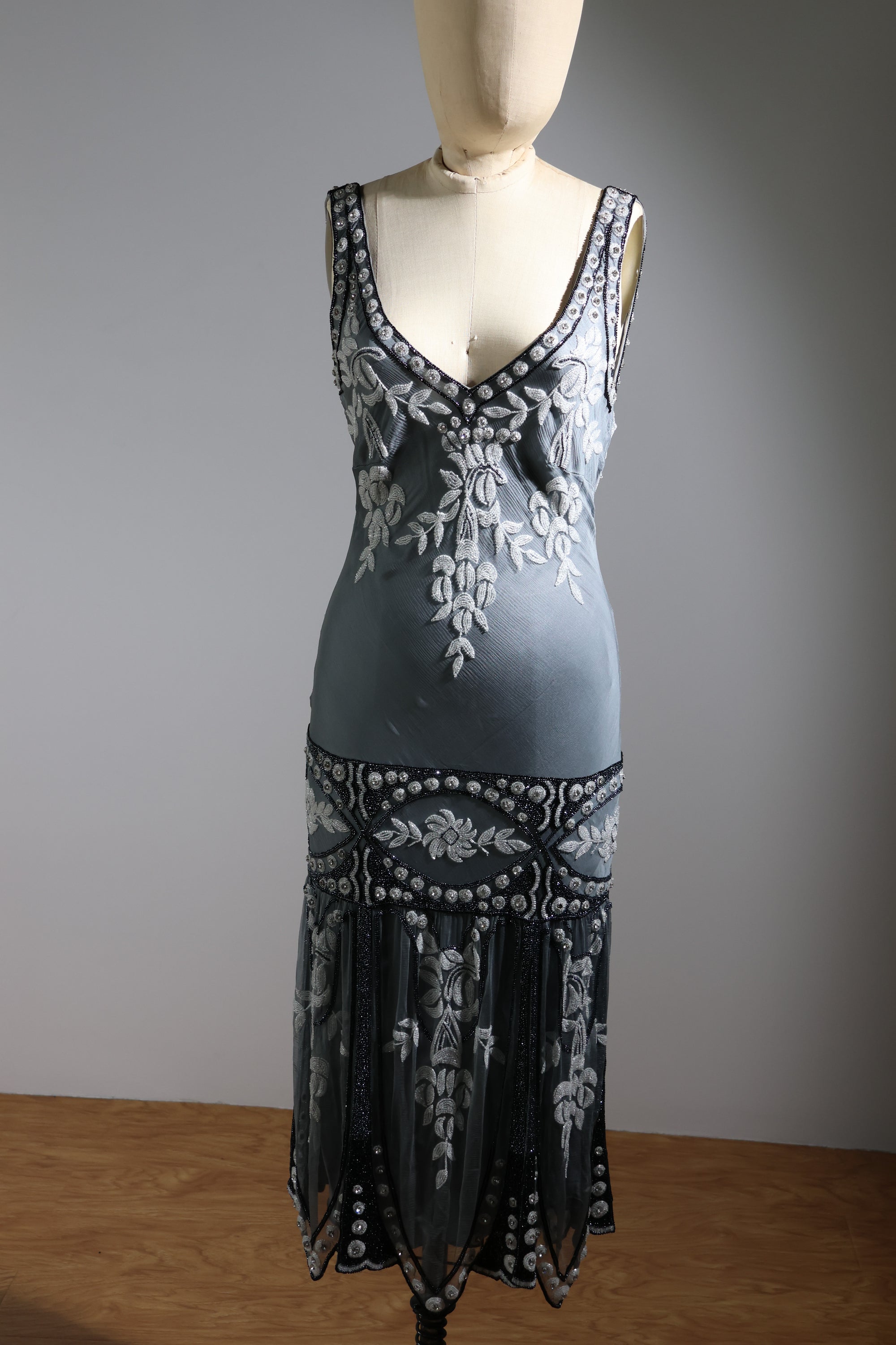 LES HABITUDES Short Sundress 188 — Grey / Ivory