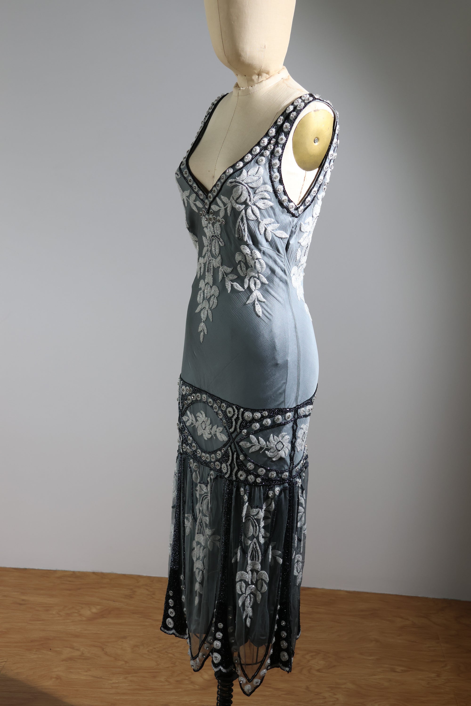 LES HABITUDES Short Sundress 188 — Grey / Ivory