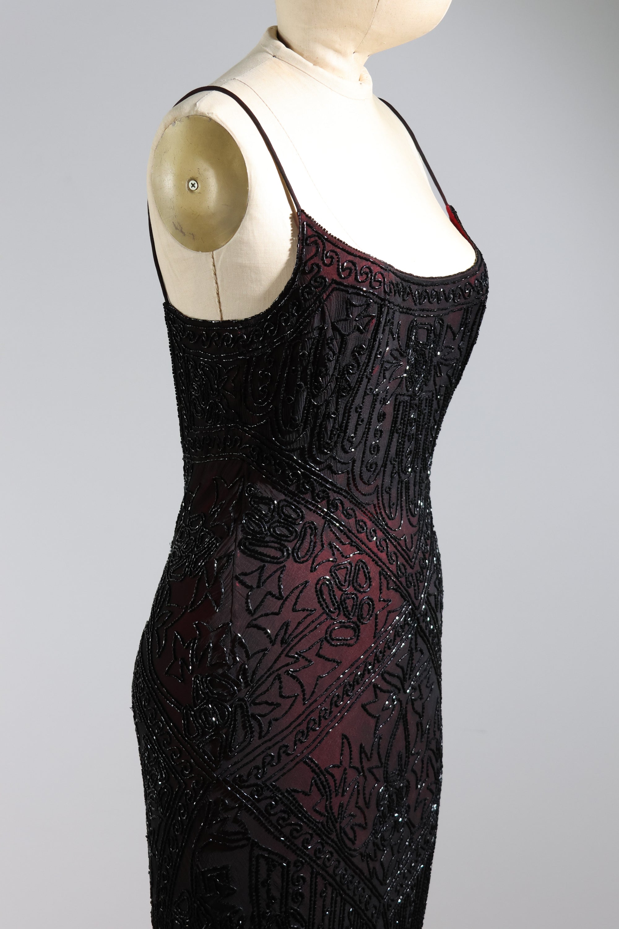 LES HABITUDES Trellis Long Dress 71 — Black / Burgundy